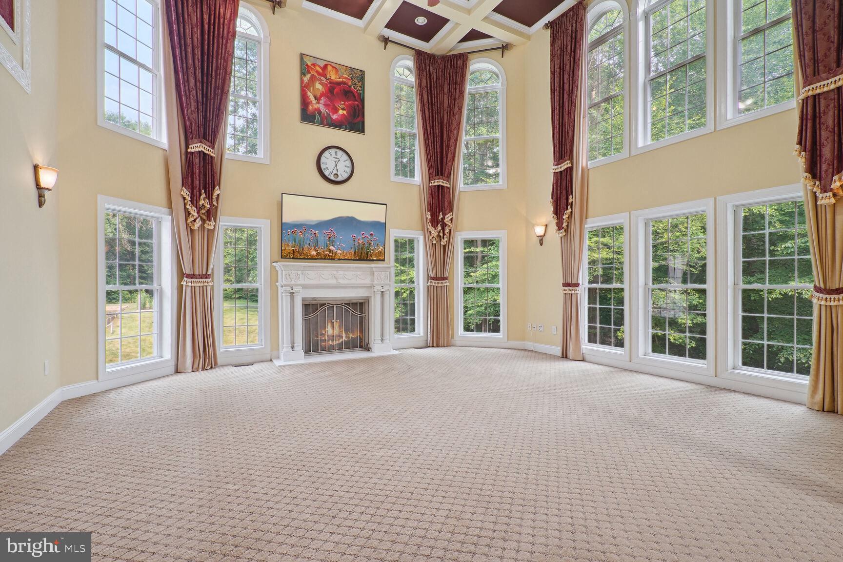 CLASSIC LAKES - Residential