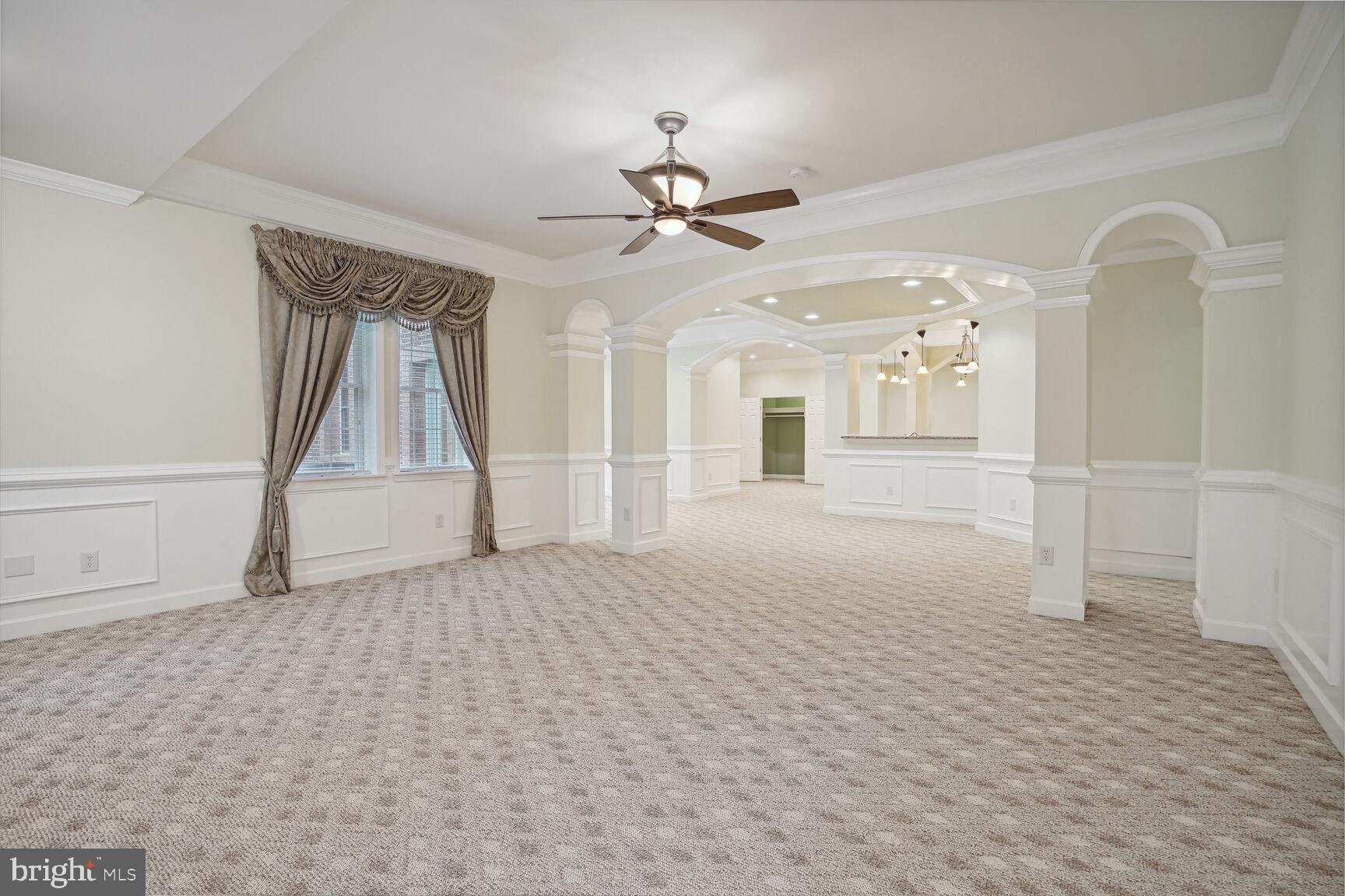 CLASSIC LAKES - Residential