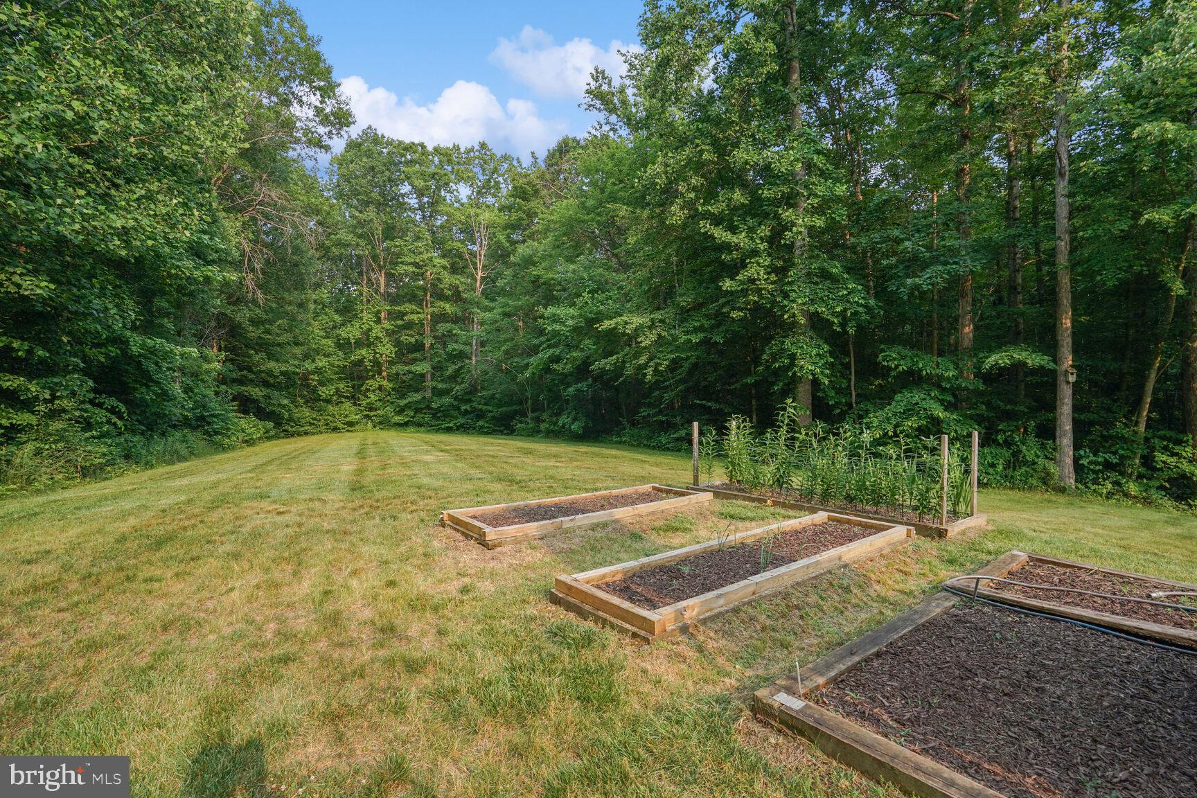 CLASSIC LAKES - Residential