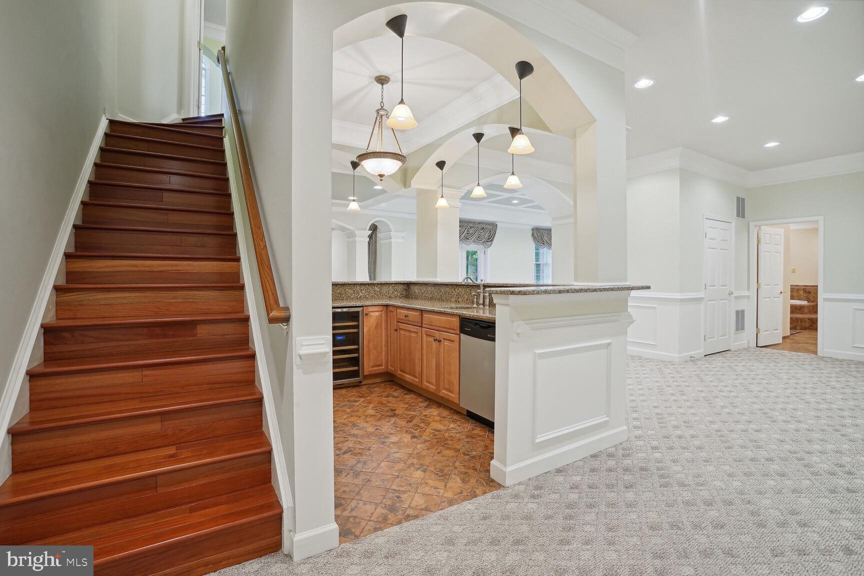 CLASSIC LAKES - Residential