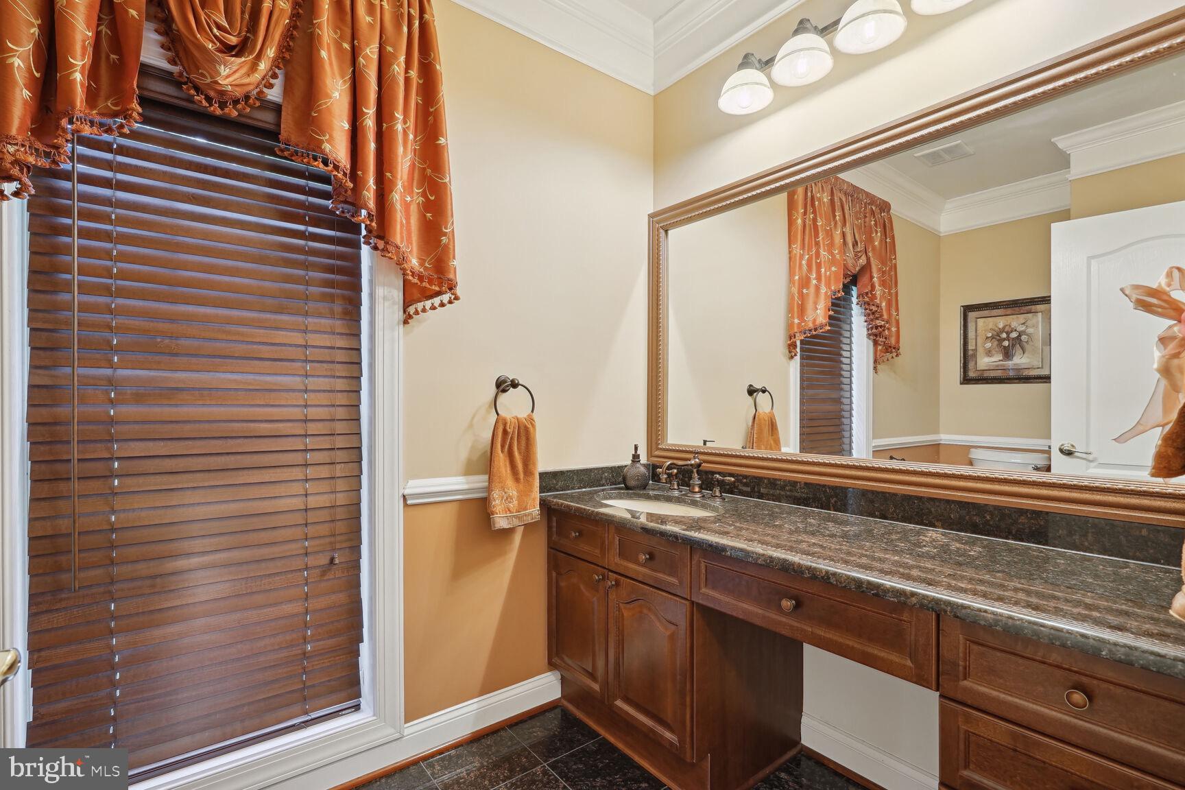 CLASSIC LAKES - Residential