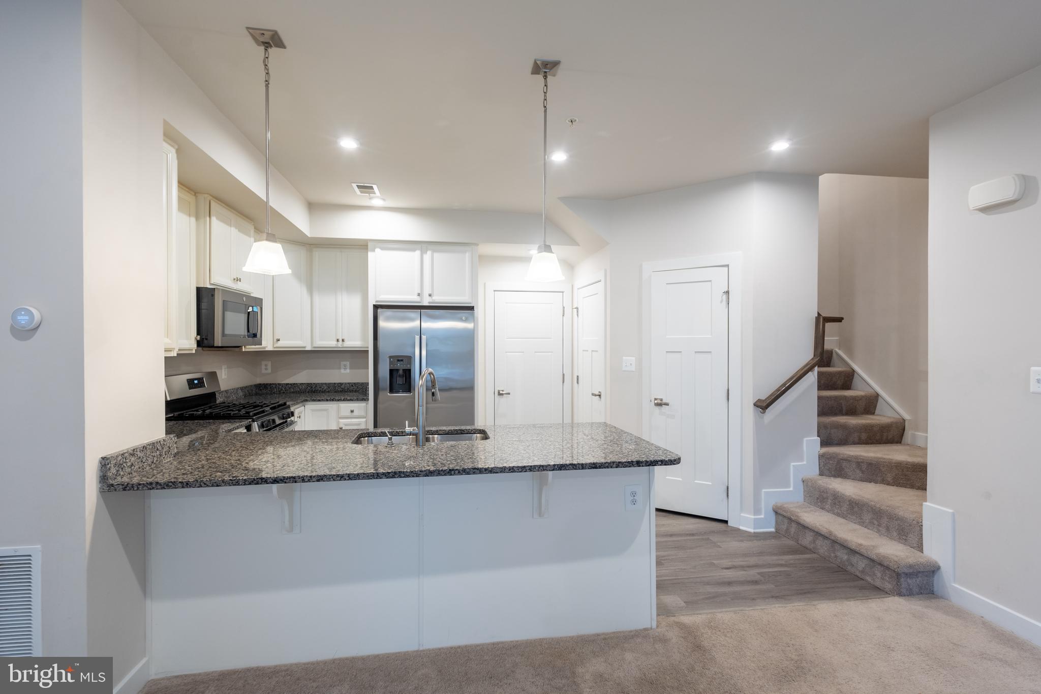 NORTH LAUREL PARK - Residential Lease