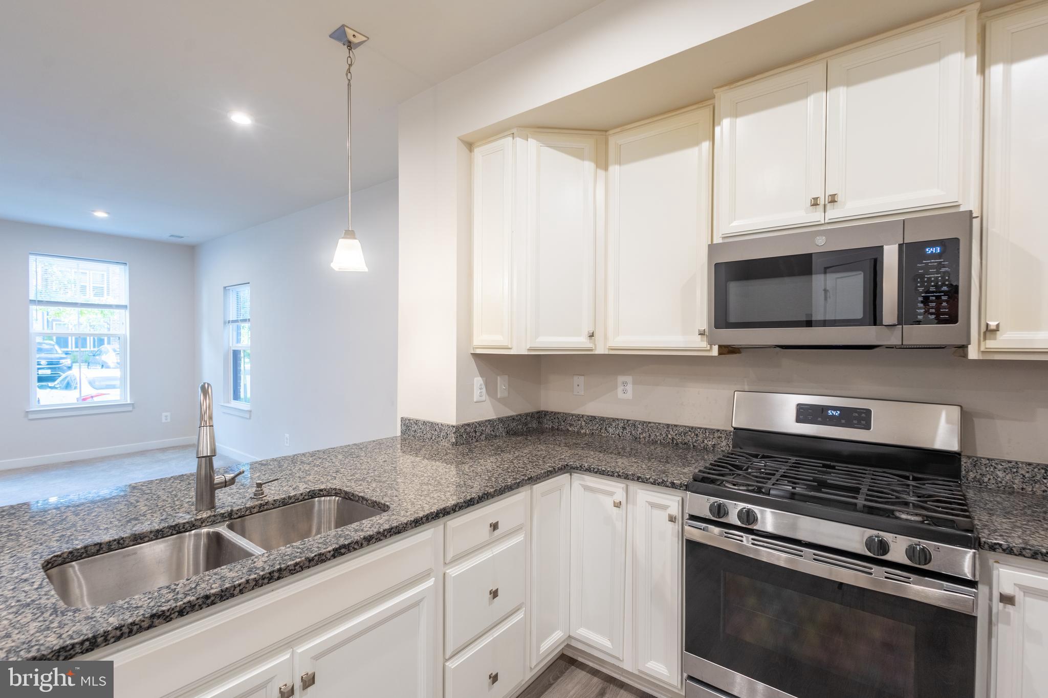 NORTH LAUREL PARK - Residential Lease