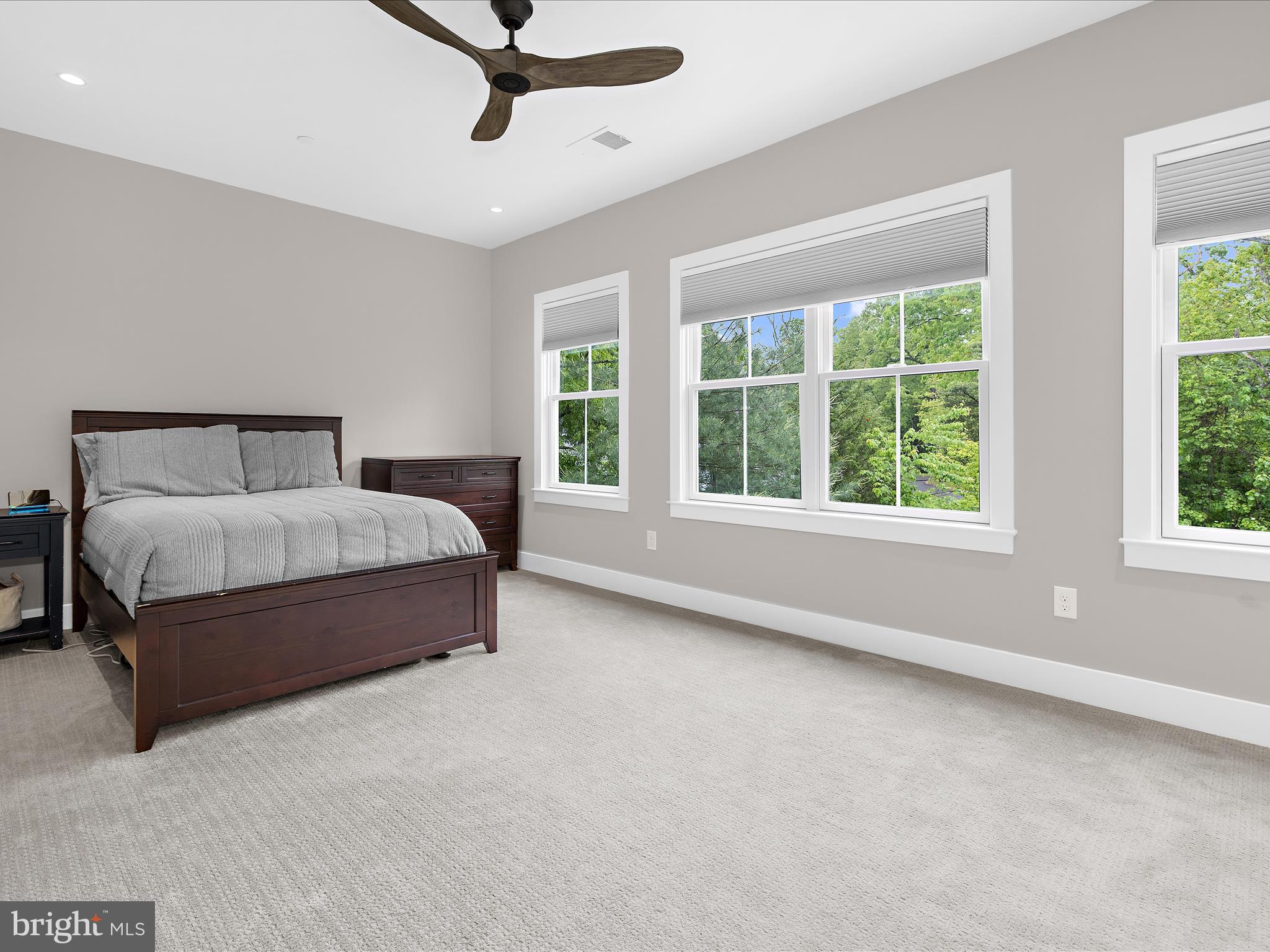 MAGOTHY BEACH - Residential