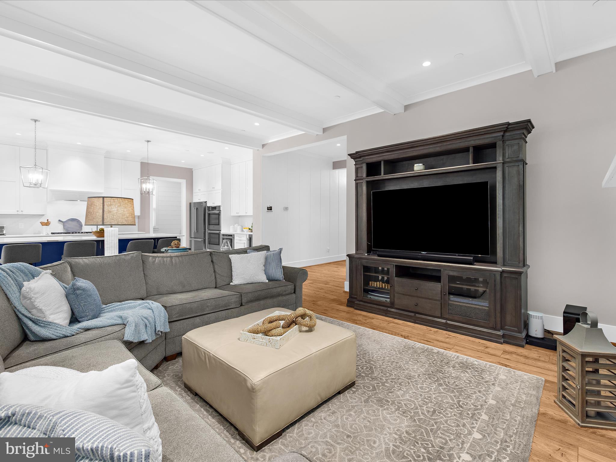 MAGOTHY BEACH - Residential