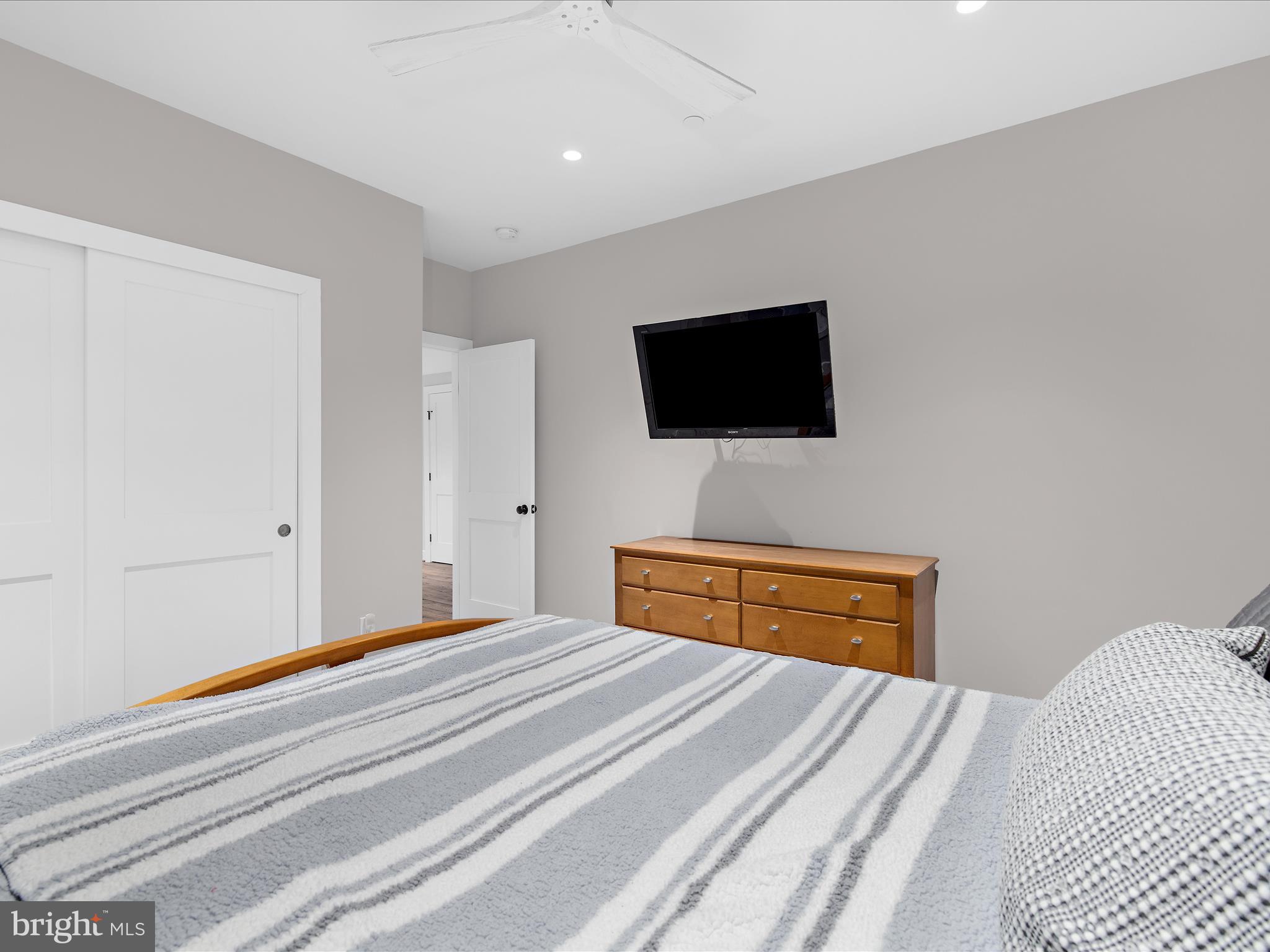 MAGOTHY BEACH - Residential