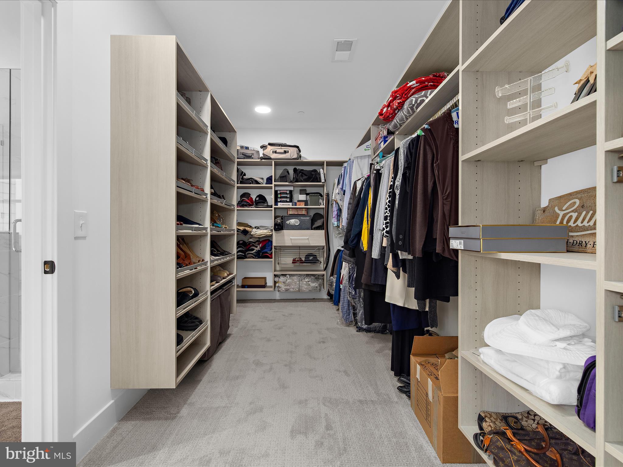 MAGOTHY BEACH - Residential