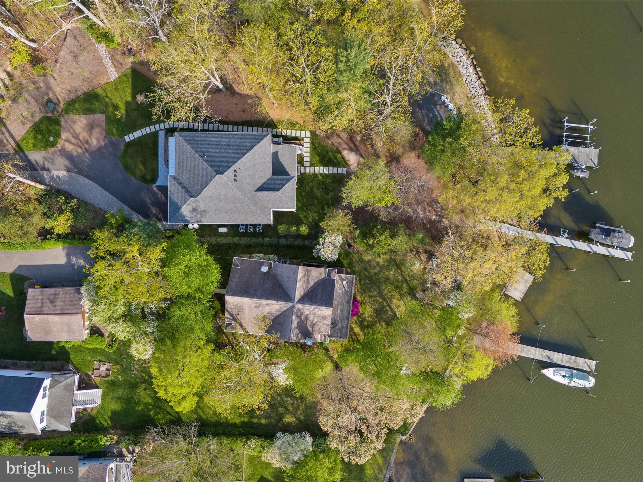 MAGOTHY BEACH - Residential