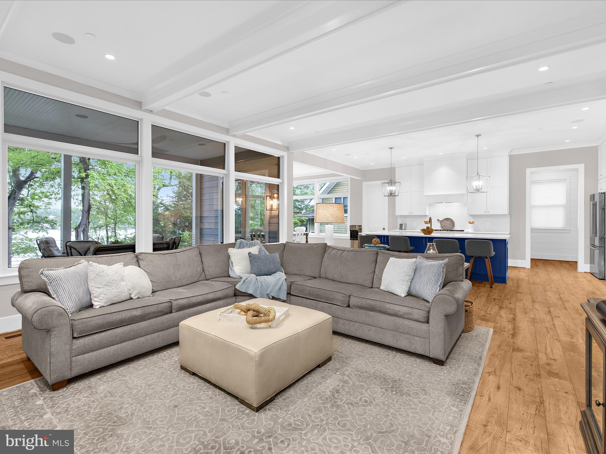 MAGOTHY BEACH - Residential