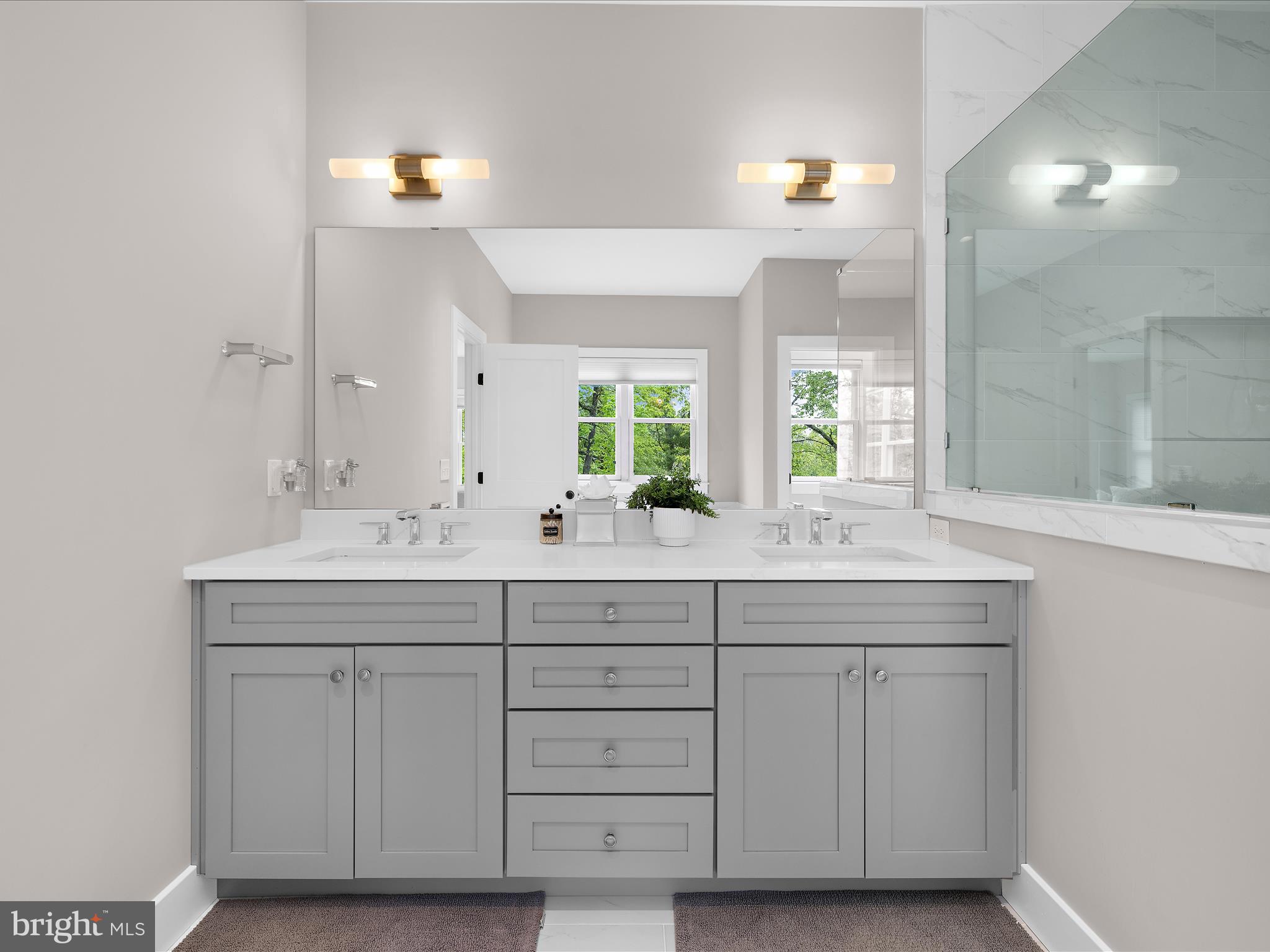 MAGOTHY BEACH - Residential