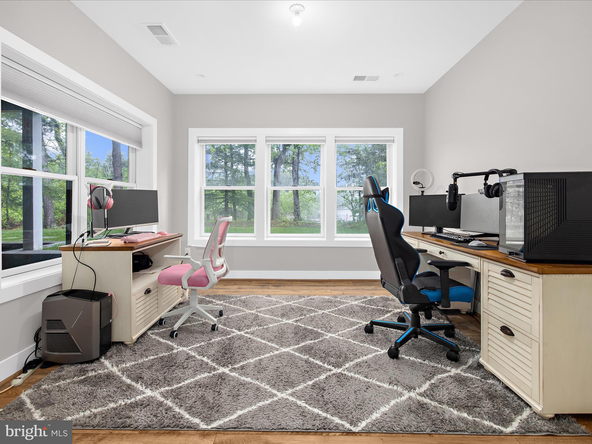 MAGOTHY BEACH - Residential