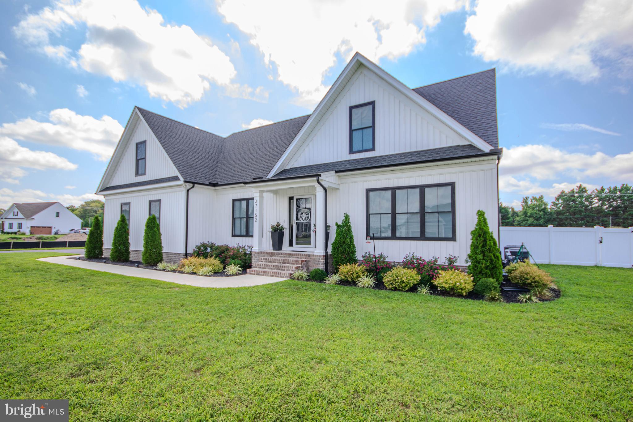 27152 EQUESTRIAN DRIVE