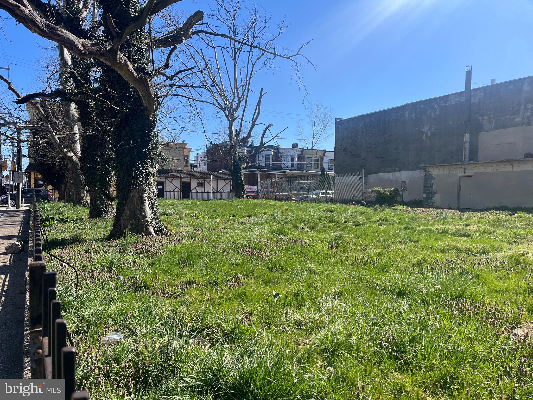 Huge lot ready for development in Kensington! Located halfway between Frankford + Kensington Avenue. Surrounded by development, bring your builders, developers + your imagination. Big, deep parcel (64x108) that is zoned RSA5. Lots like this are increasingly hard to find in the City. Immediate possession available!