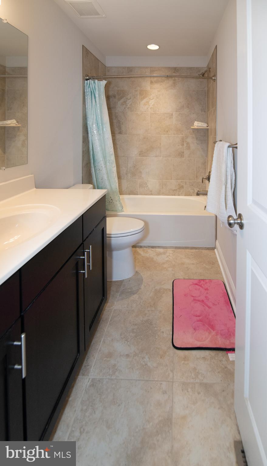 SPRING CREEK - Residential