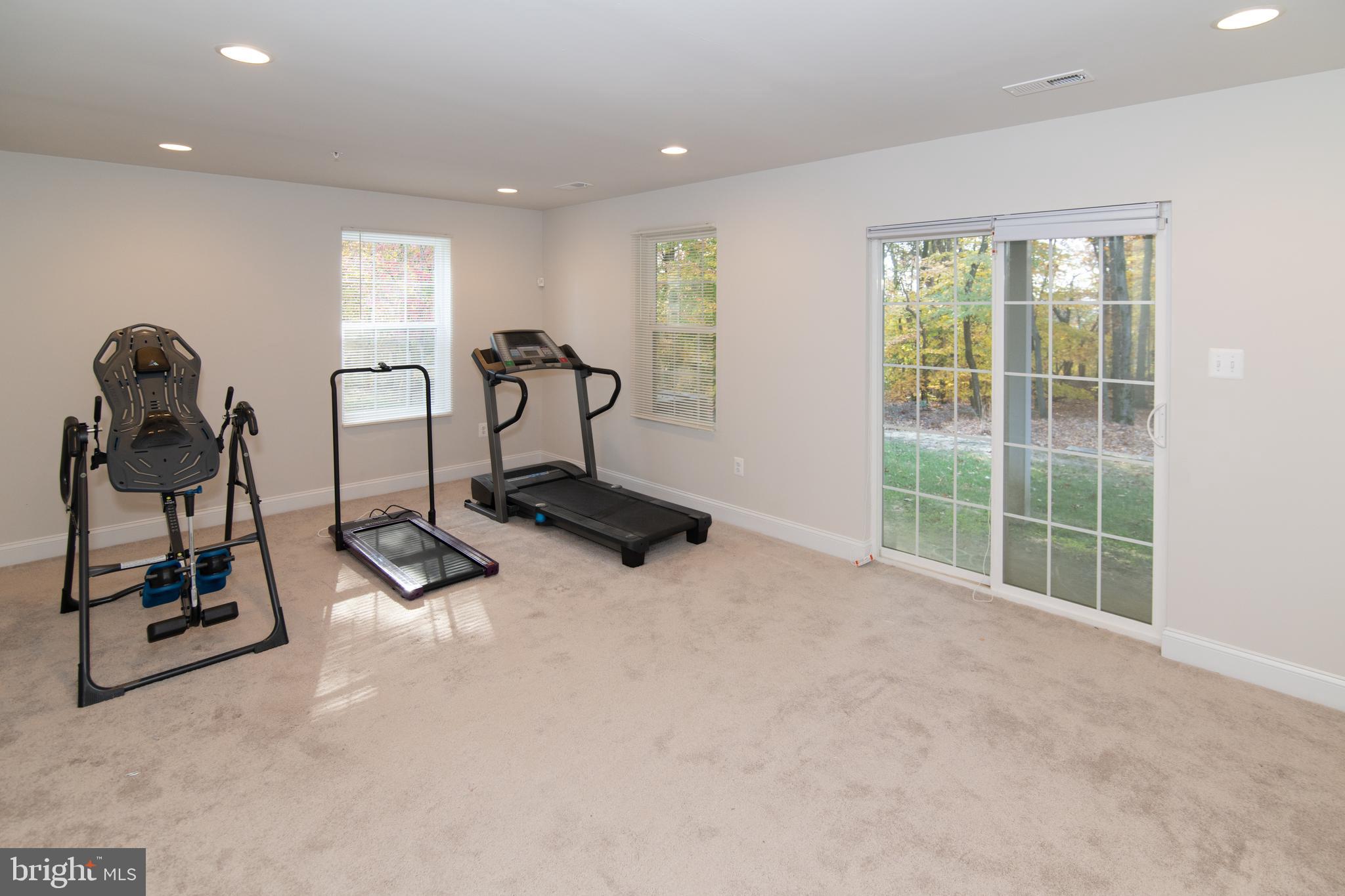 SPRING CREEK - Residential