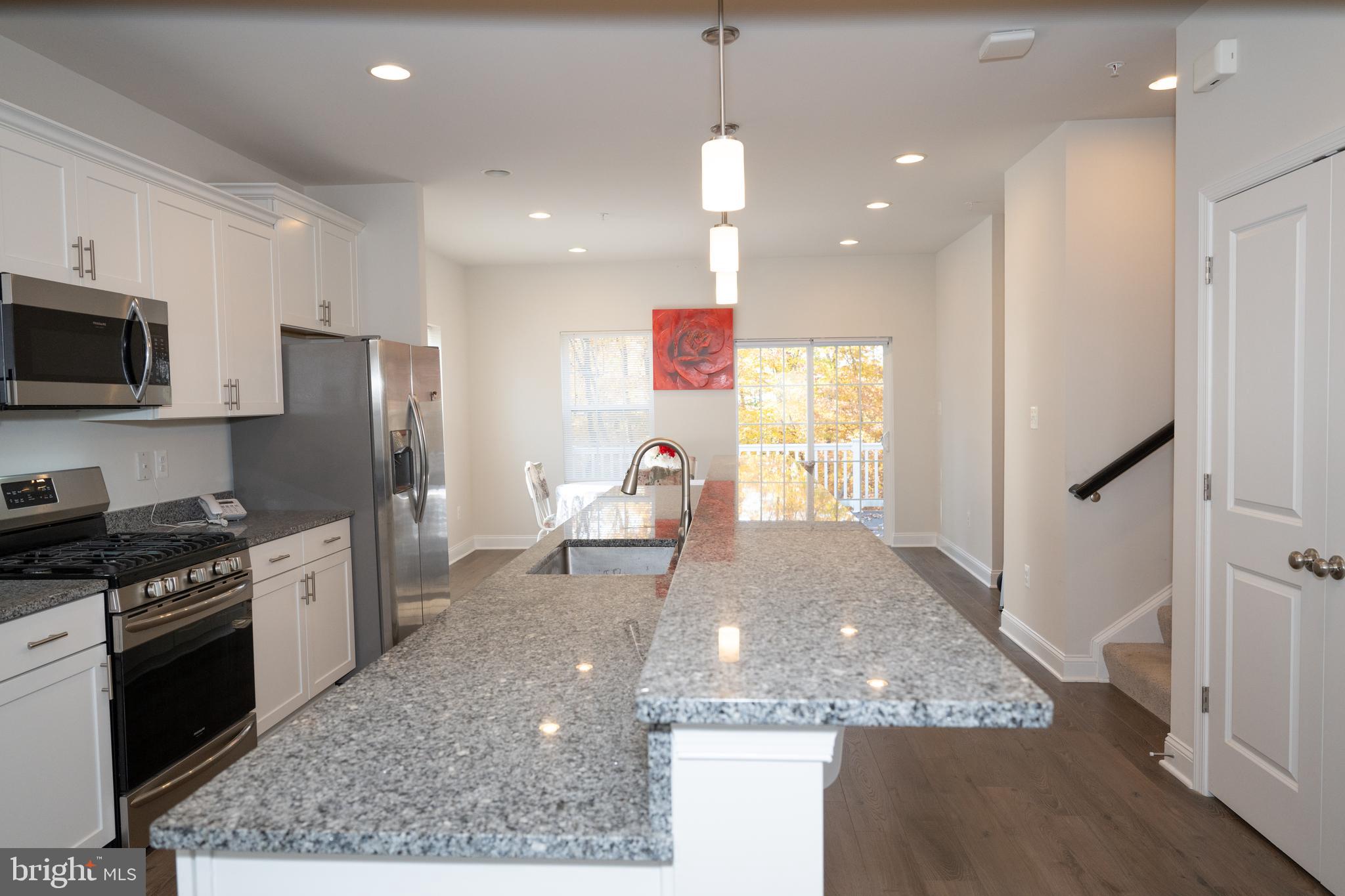 SPRING CREEK - Residential