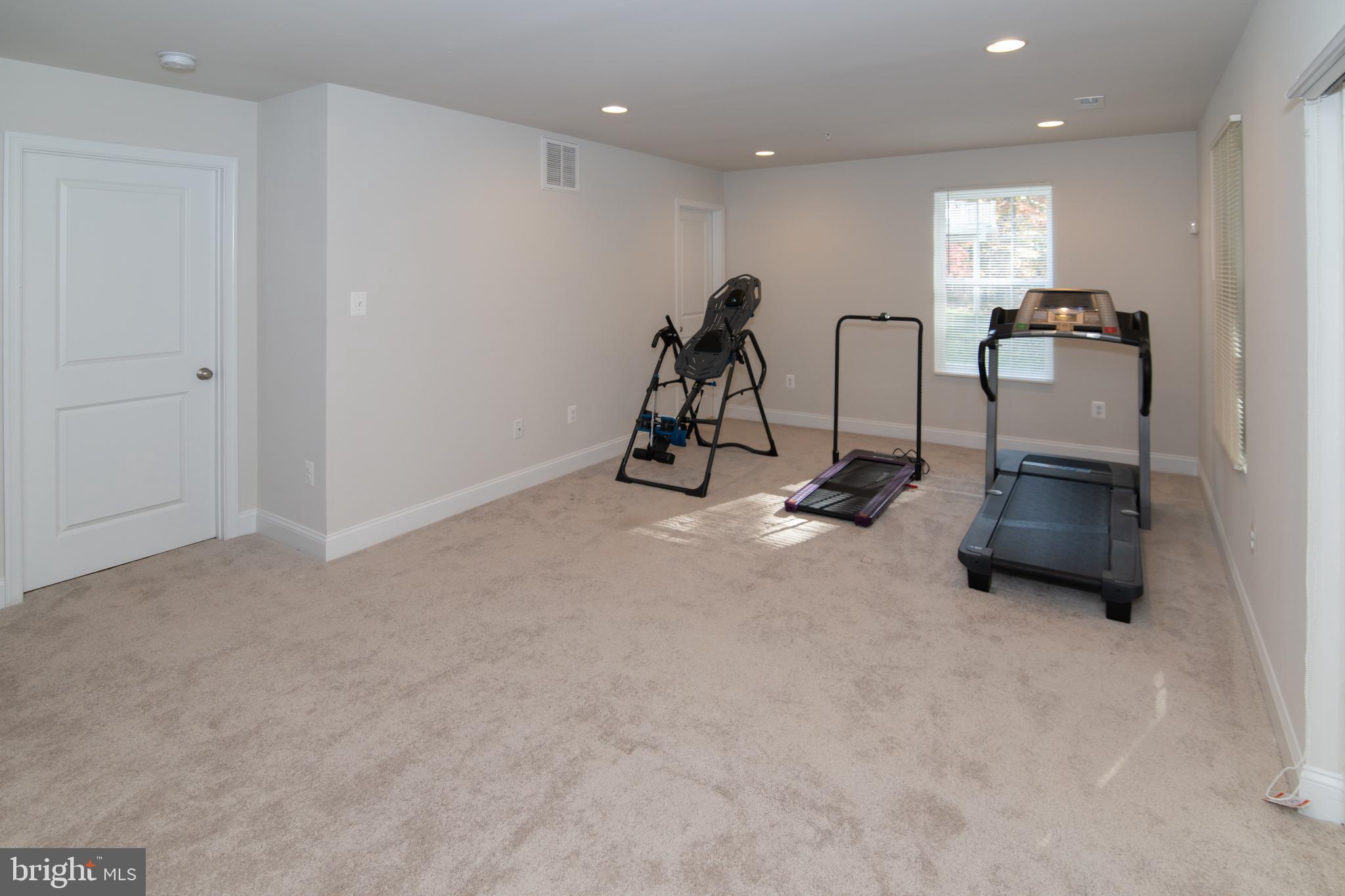 SPRING CREEK - Residential