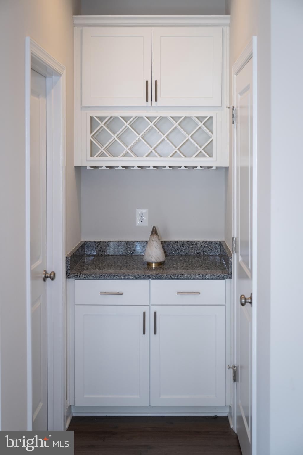 SPRING CREEK - Residential