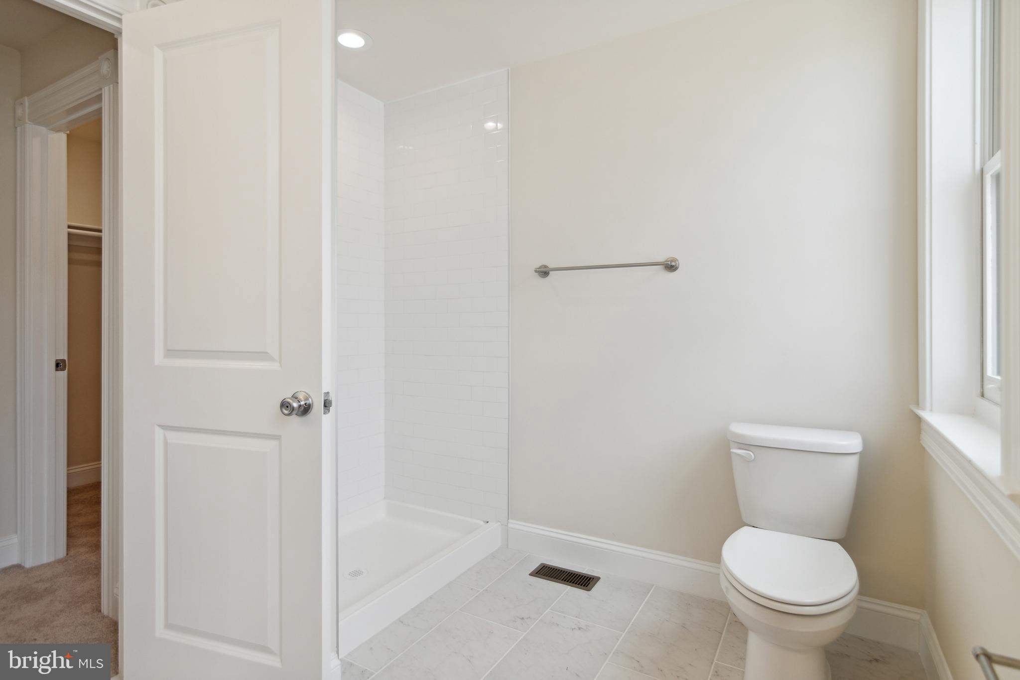 MIDDLE EAST - Residential