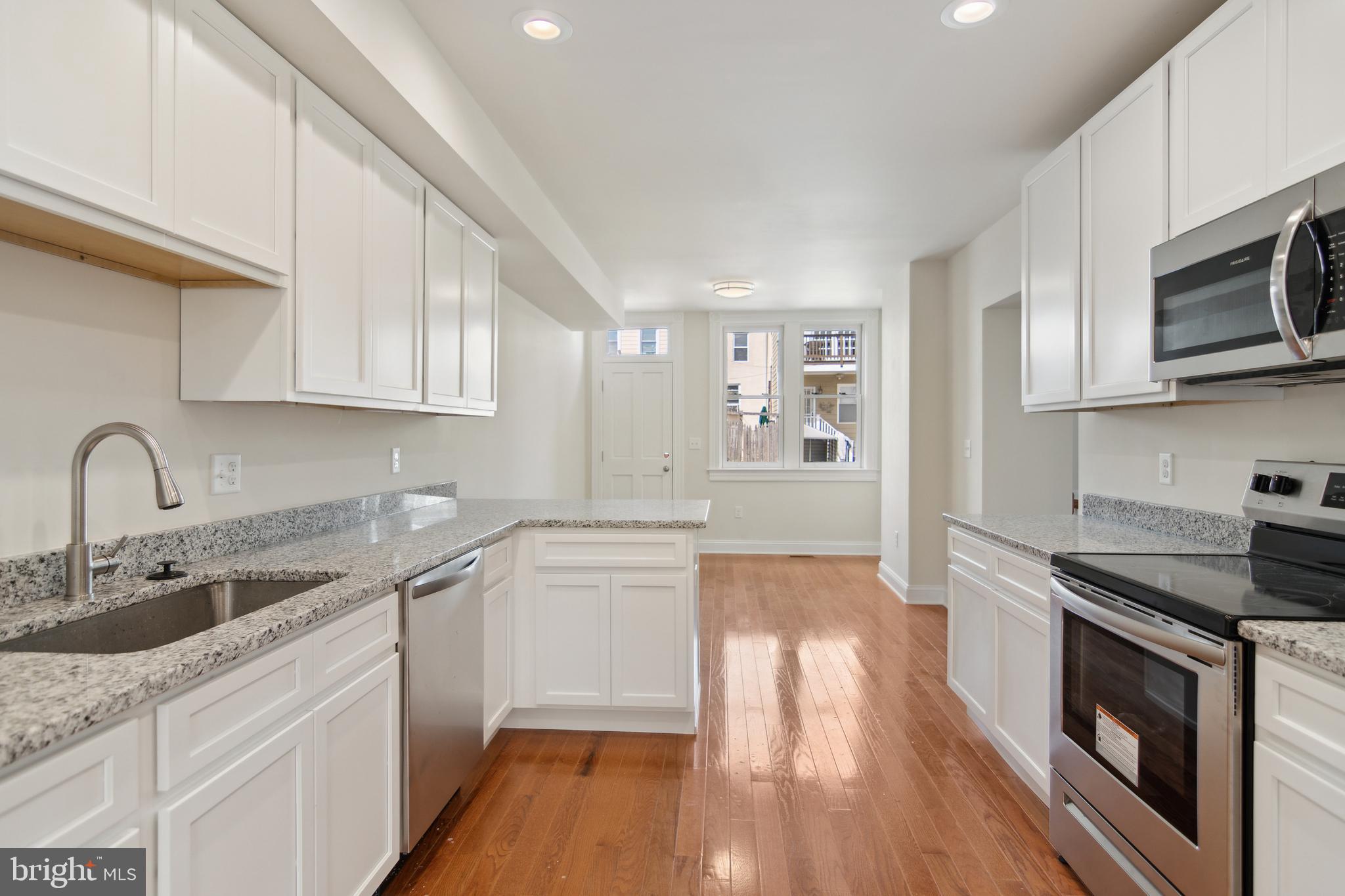 MIDDLE EAST - Residential