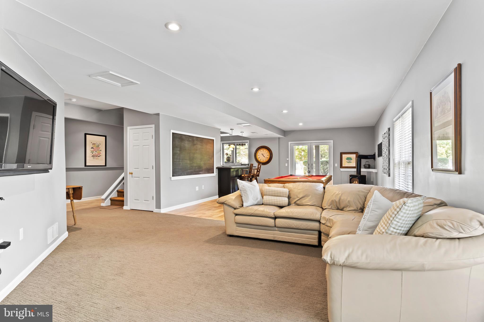 FLORIBUNDA - Residential