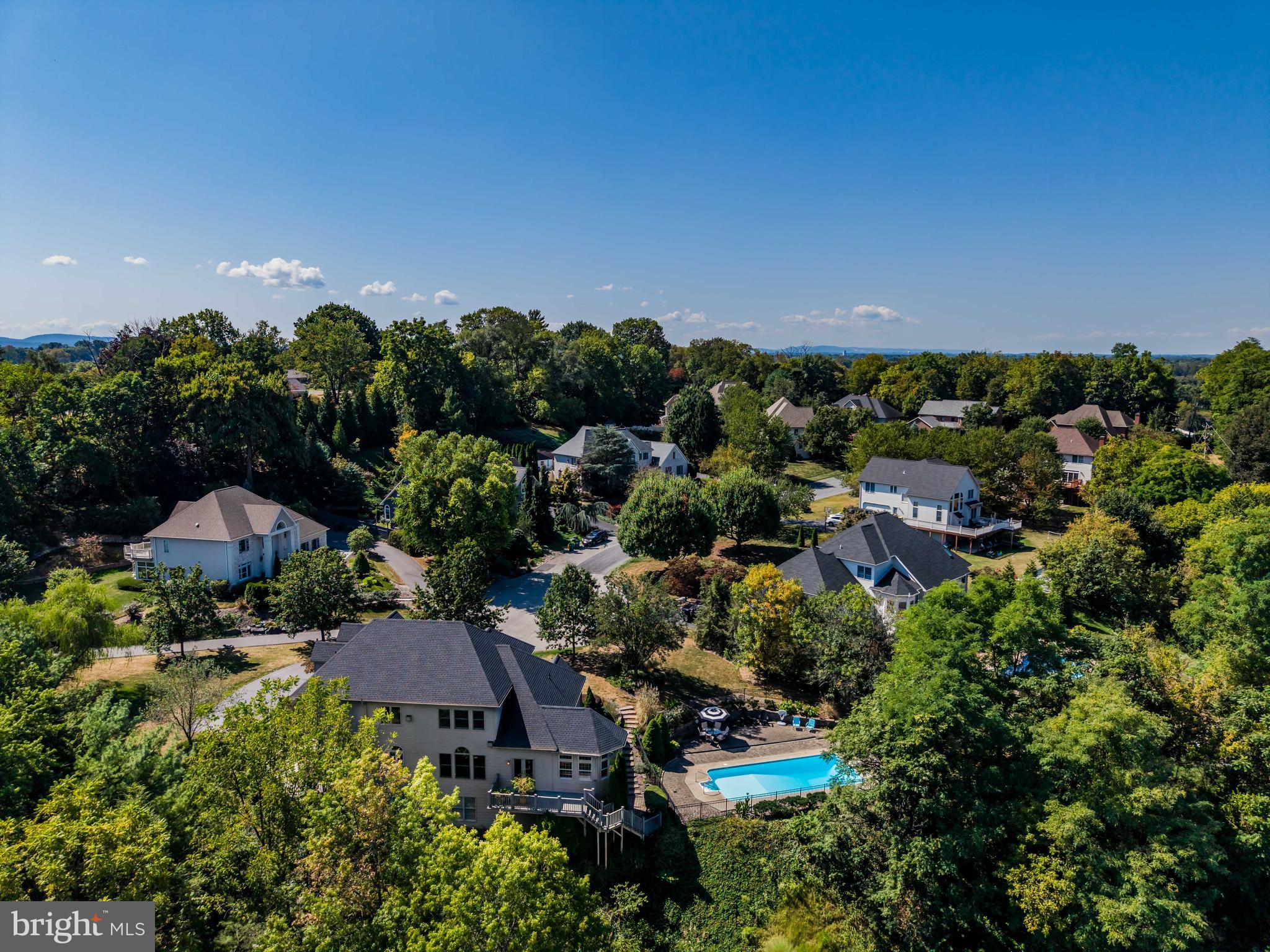 FLORIBUNDA - Residential