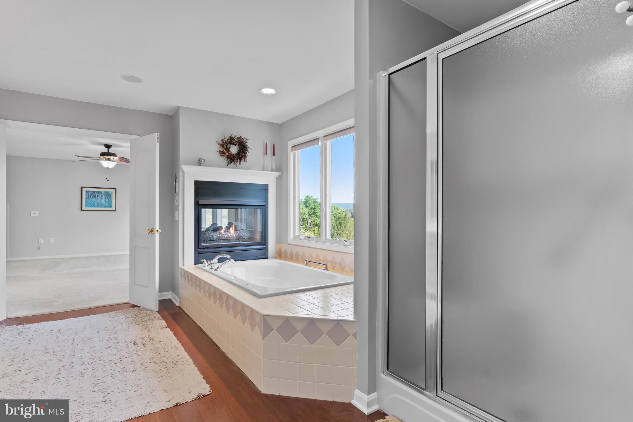 FLORIBUNDA - Residential