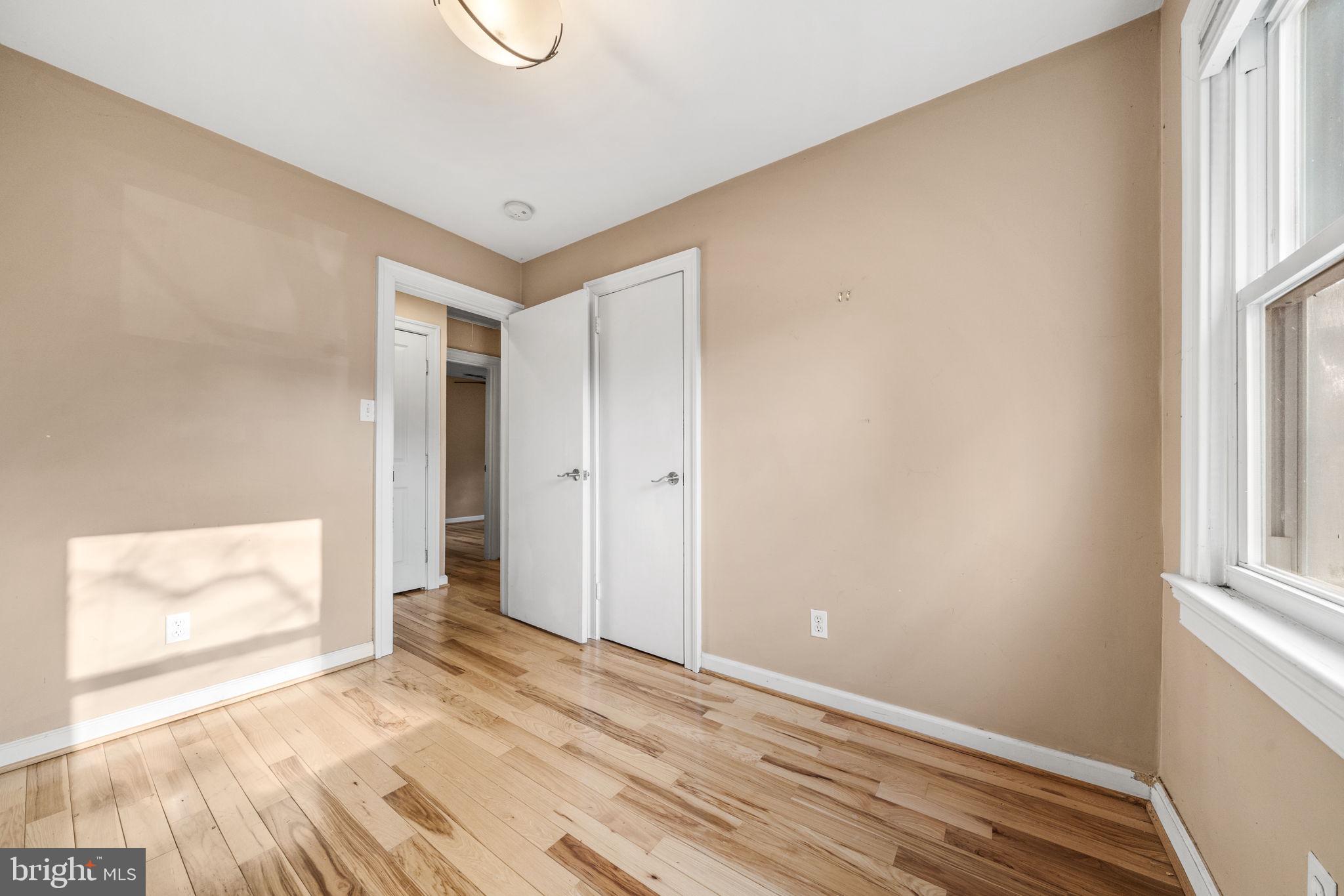 PIMMIT HILLS - Residential