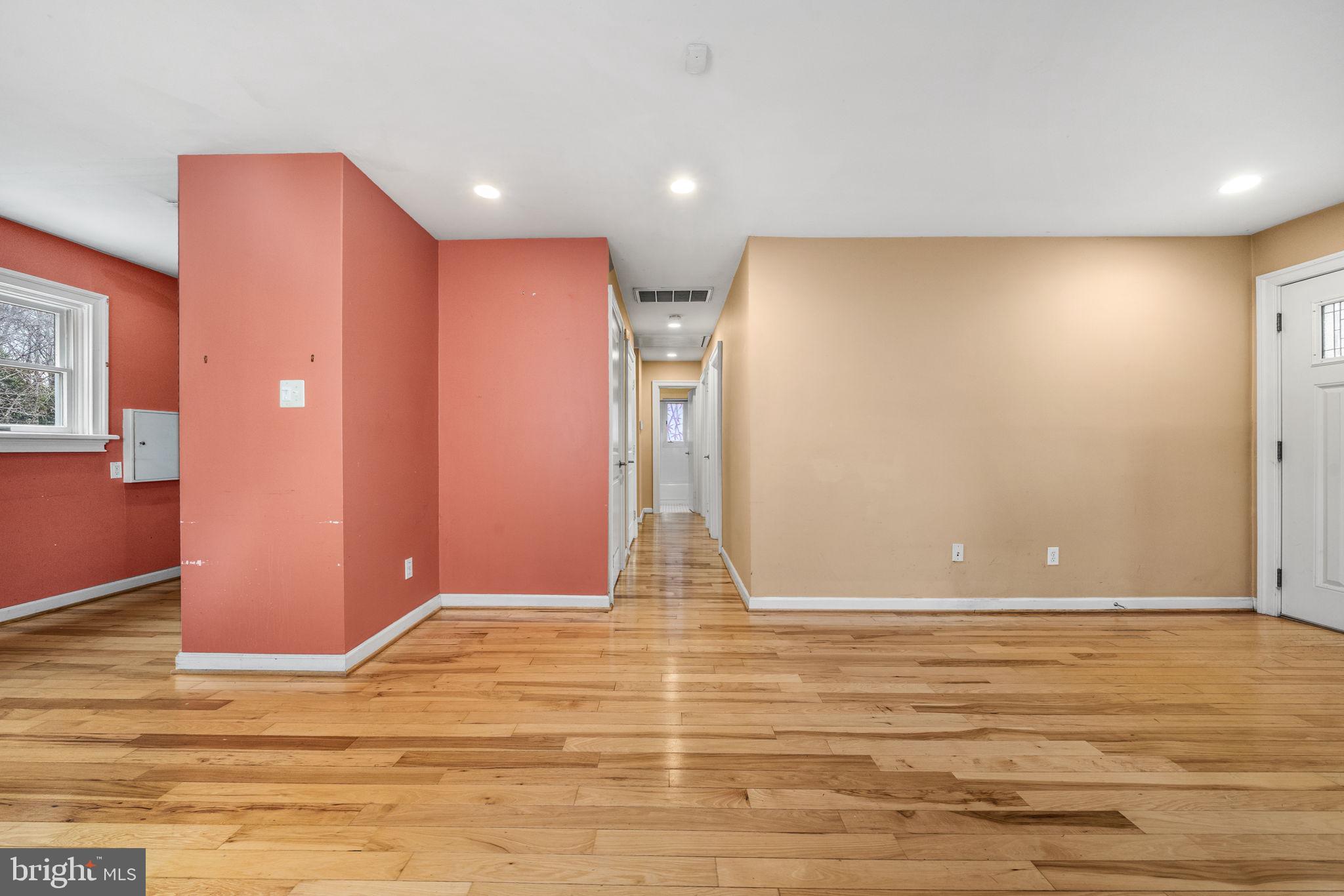 PIMMIT HILLS - Residential