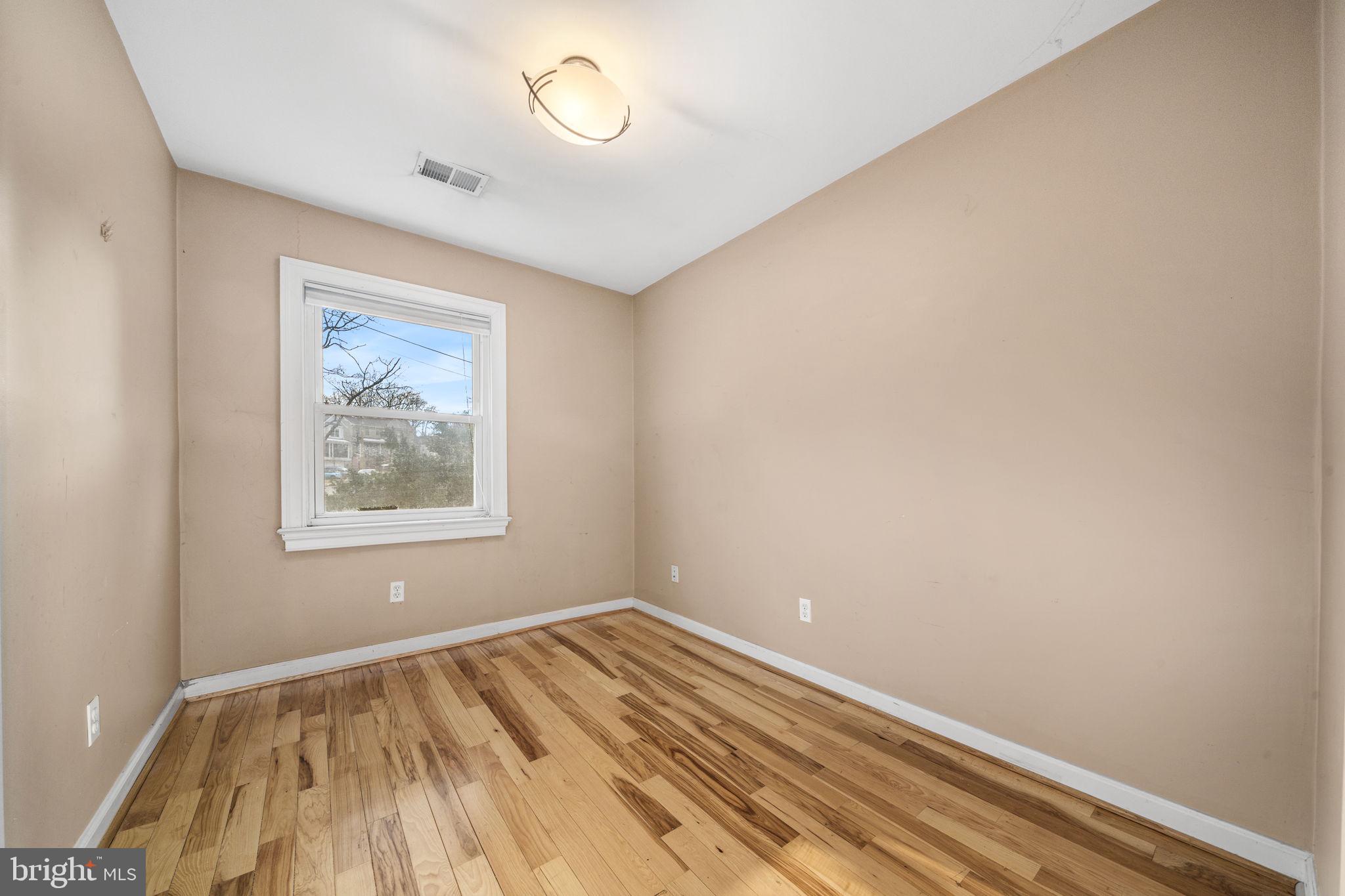 PIMMIT HILLS - Residential