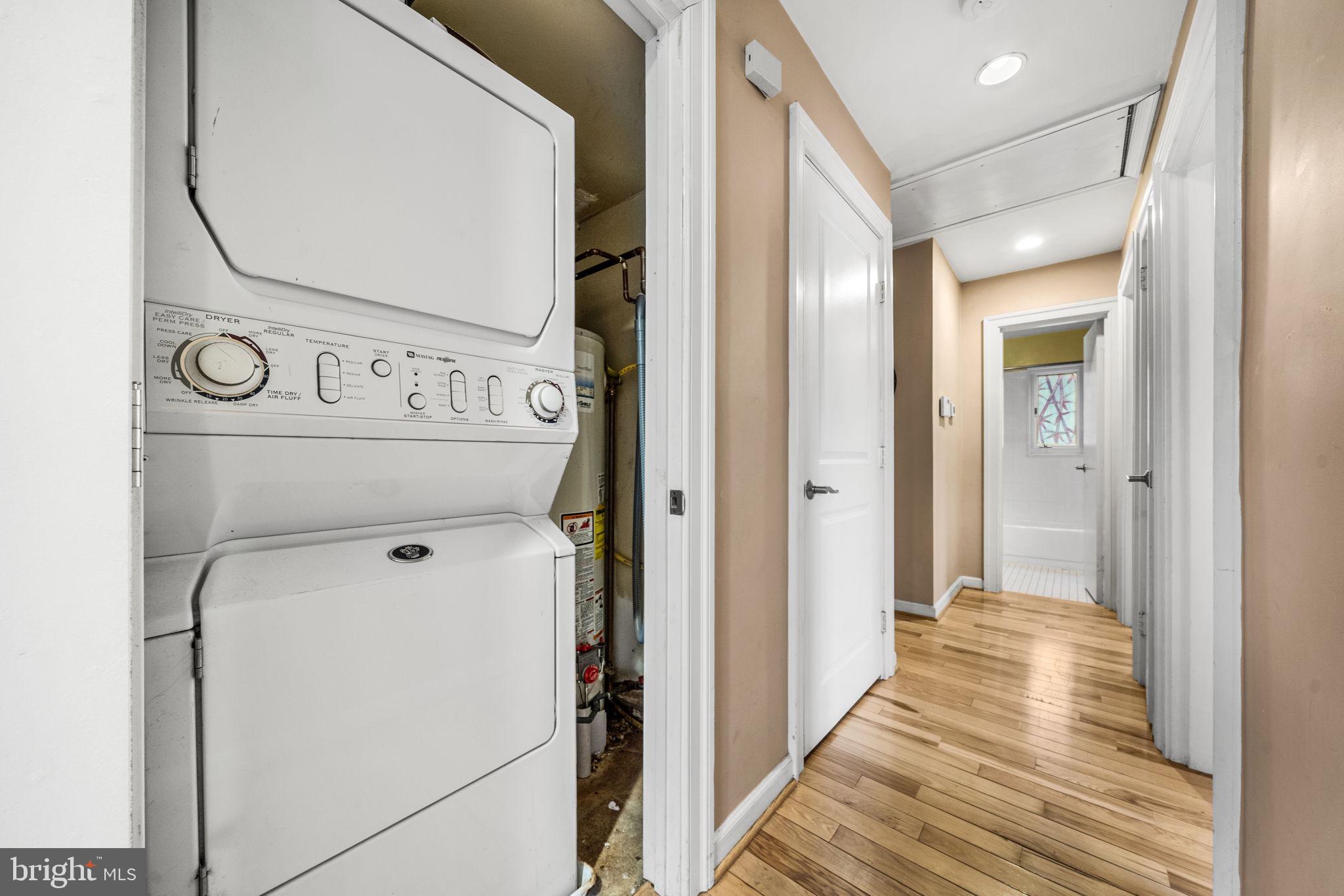 PIMMIT HILLS - Residential