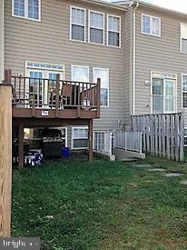 VILLAGES OF URBANA - Residential Lease