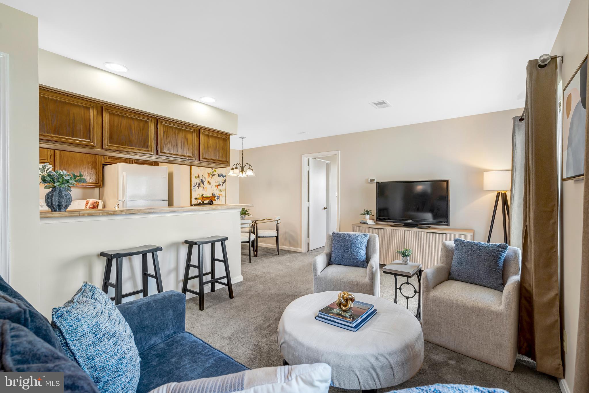 SUNNINGDALE MEADOWS - Residential