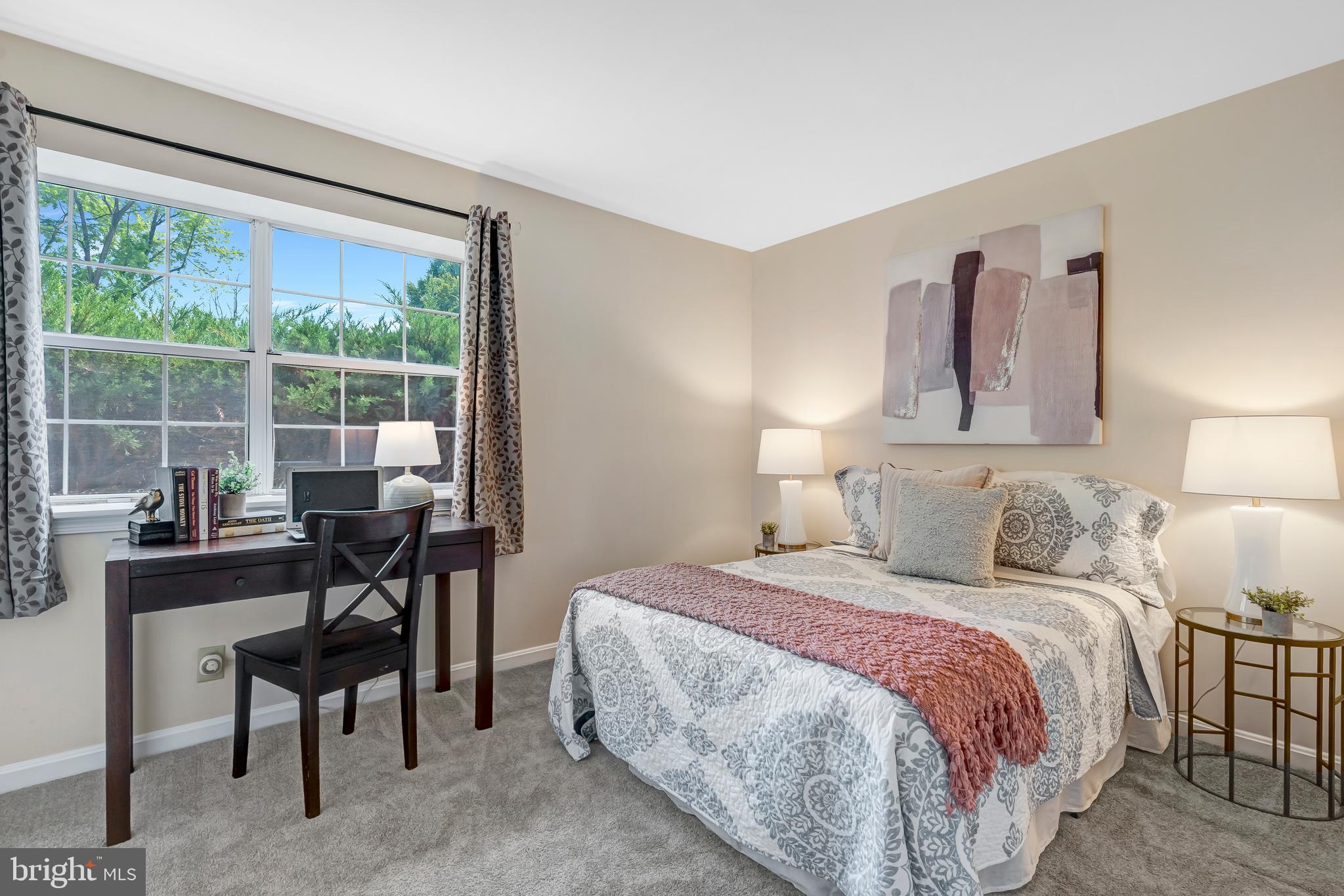 SUNNINGDALE MEADOWS - Residential