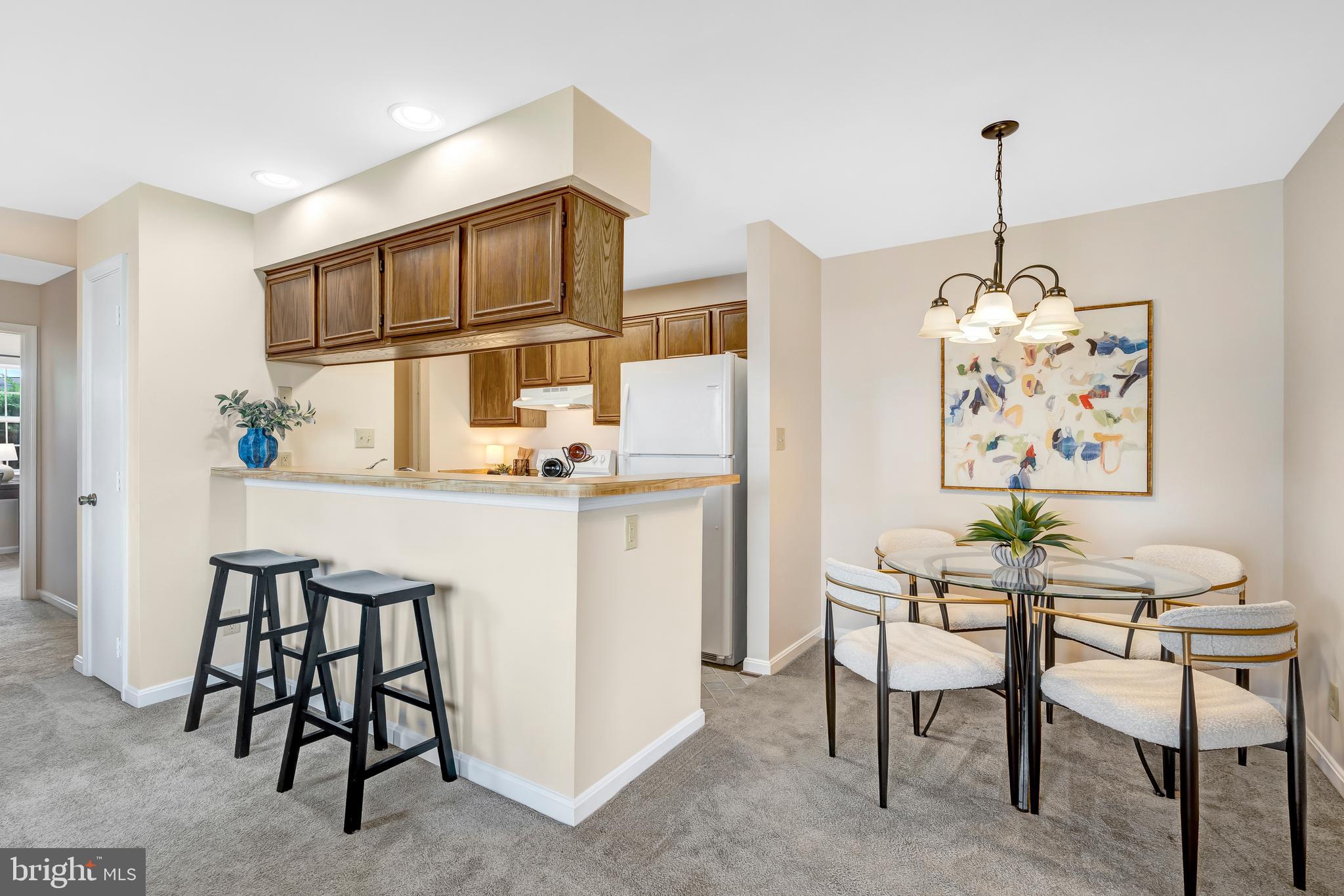 SUNNINGDALE MEADOWS - Residential