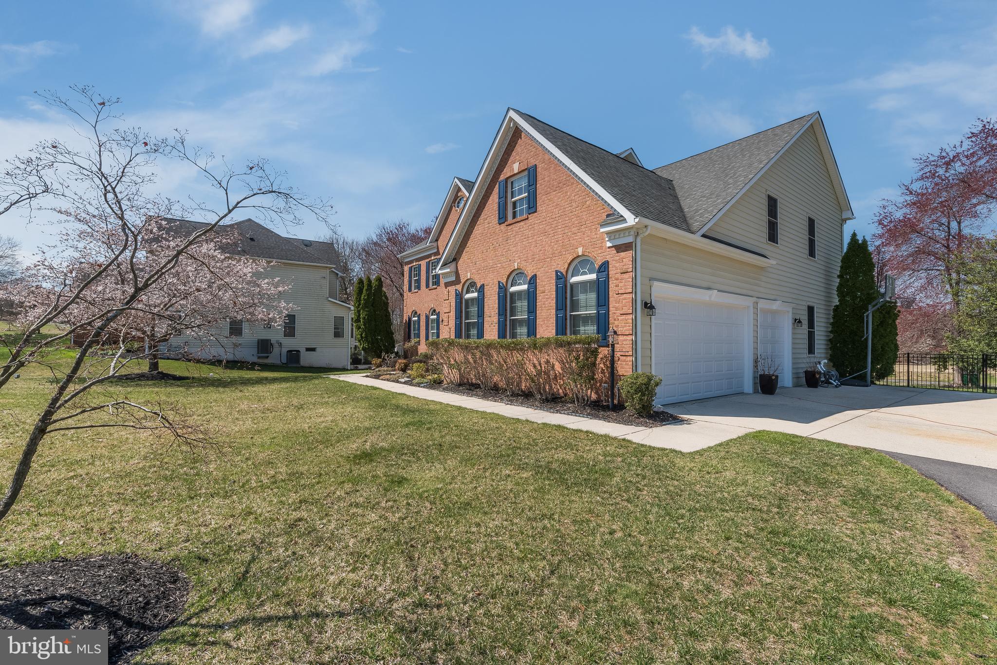 8938 SAHALEE COURT