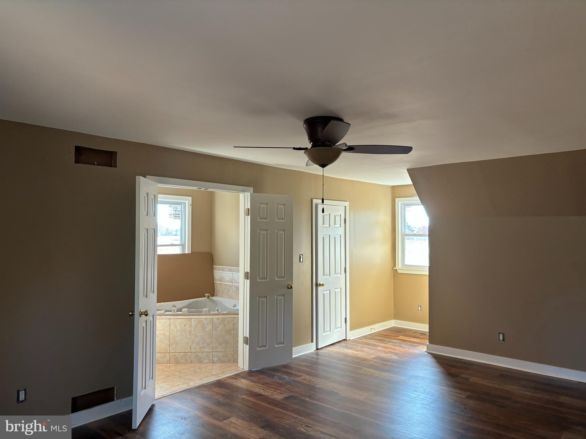 2092 MAIN ROAD