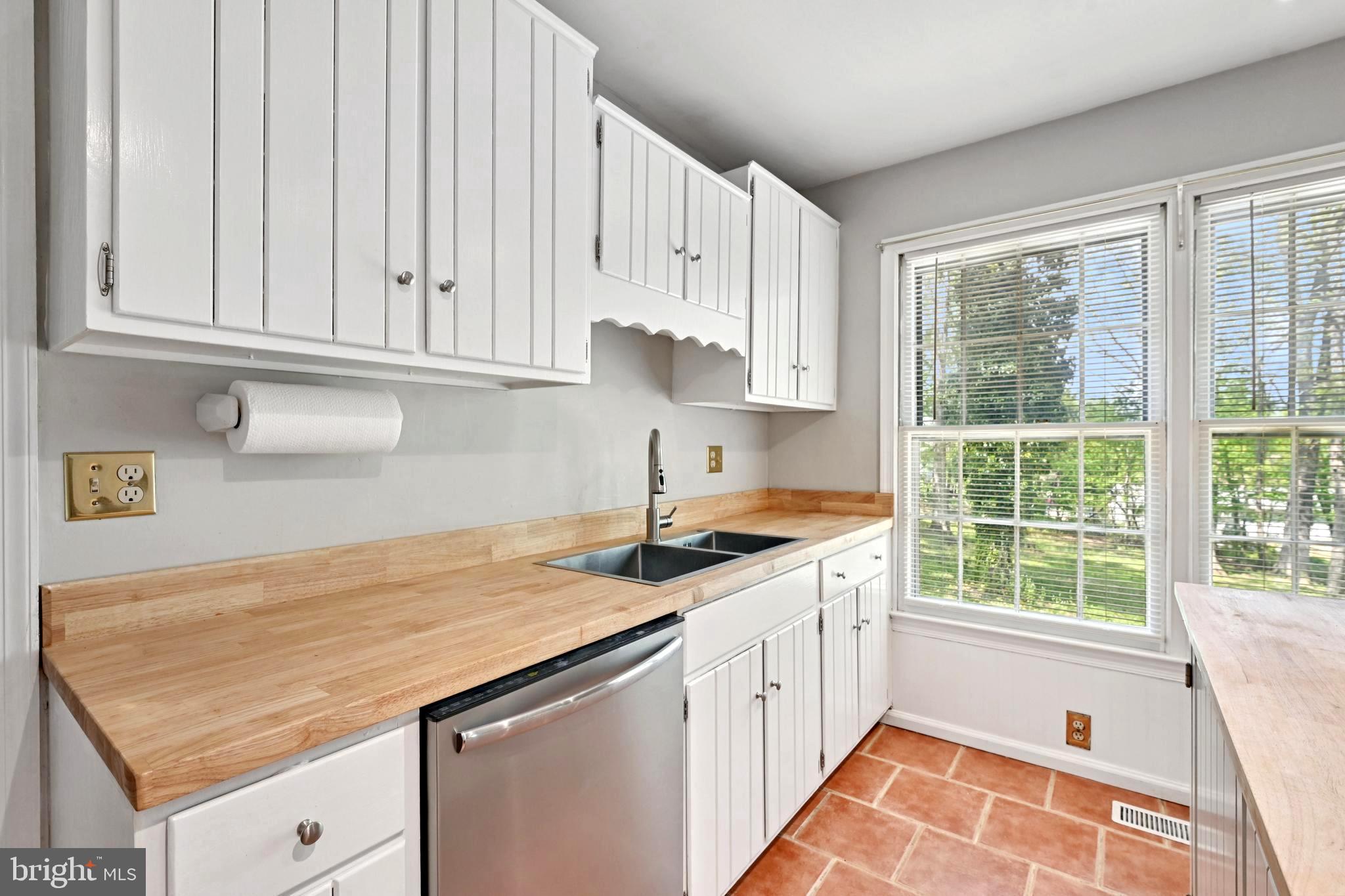 LINGANORE VIEW - Residential