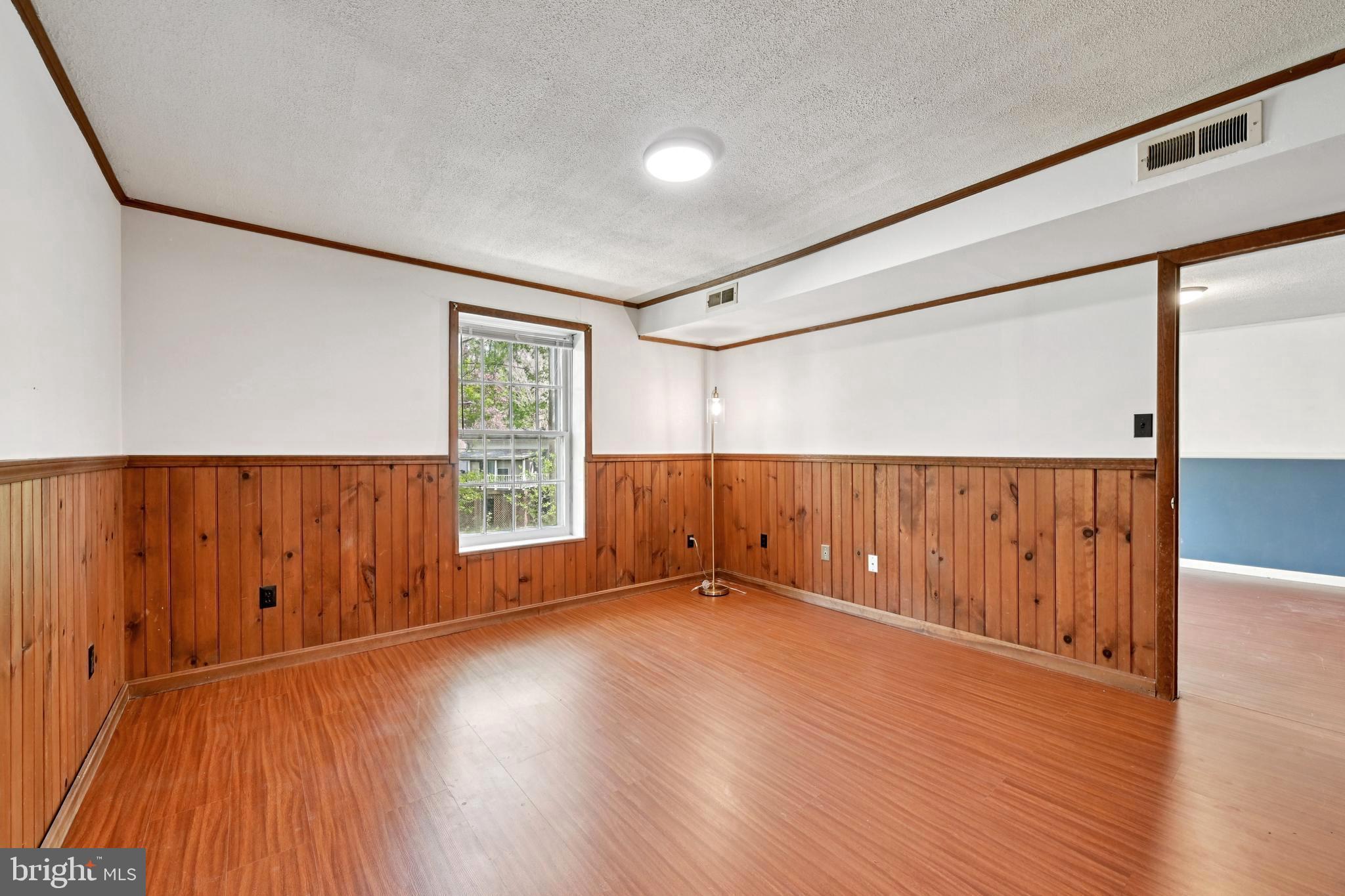 LINGANORE VIEW - Residential