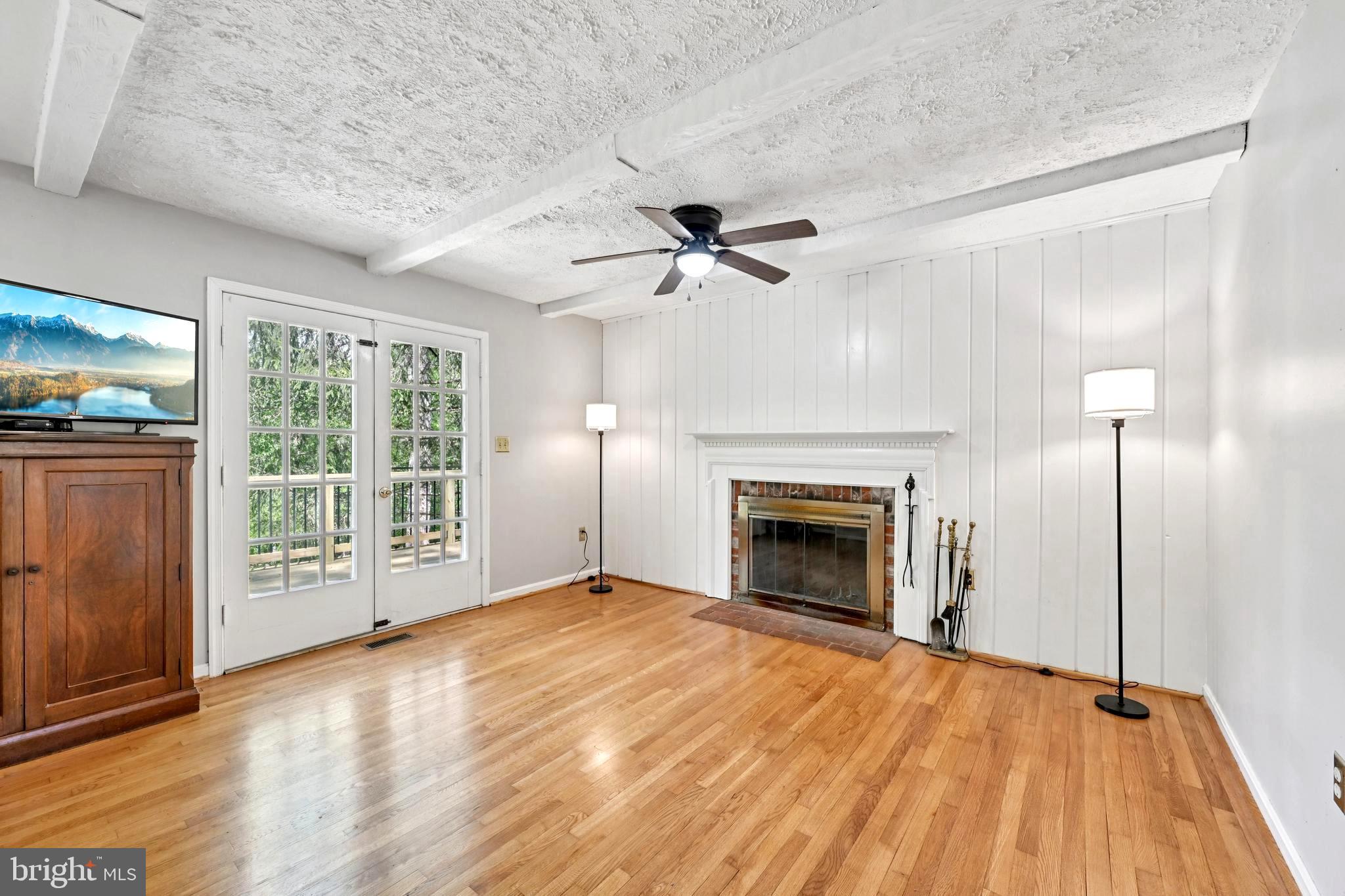 LINGANORE VIEW - Residential