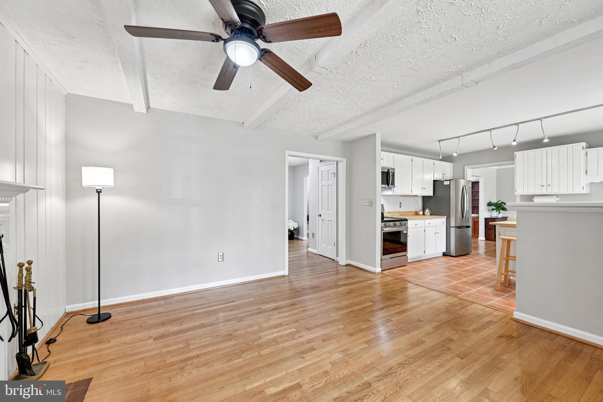 LINGANORE VIEW - Residential