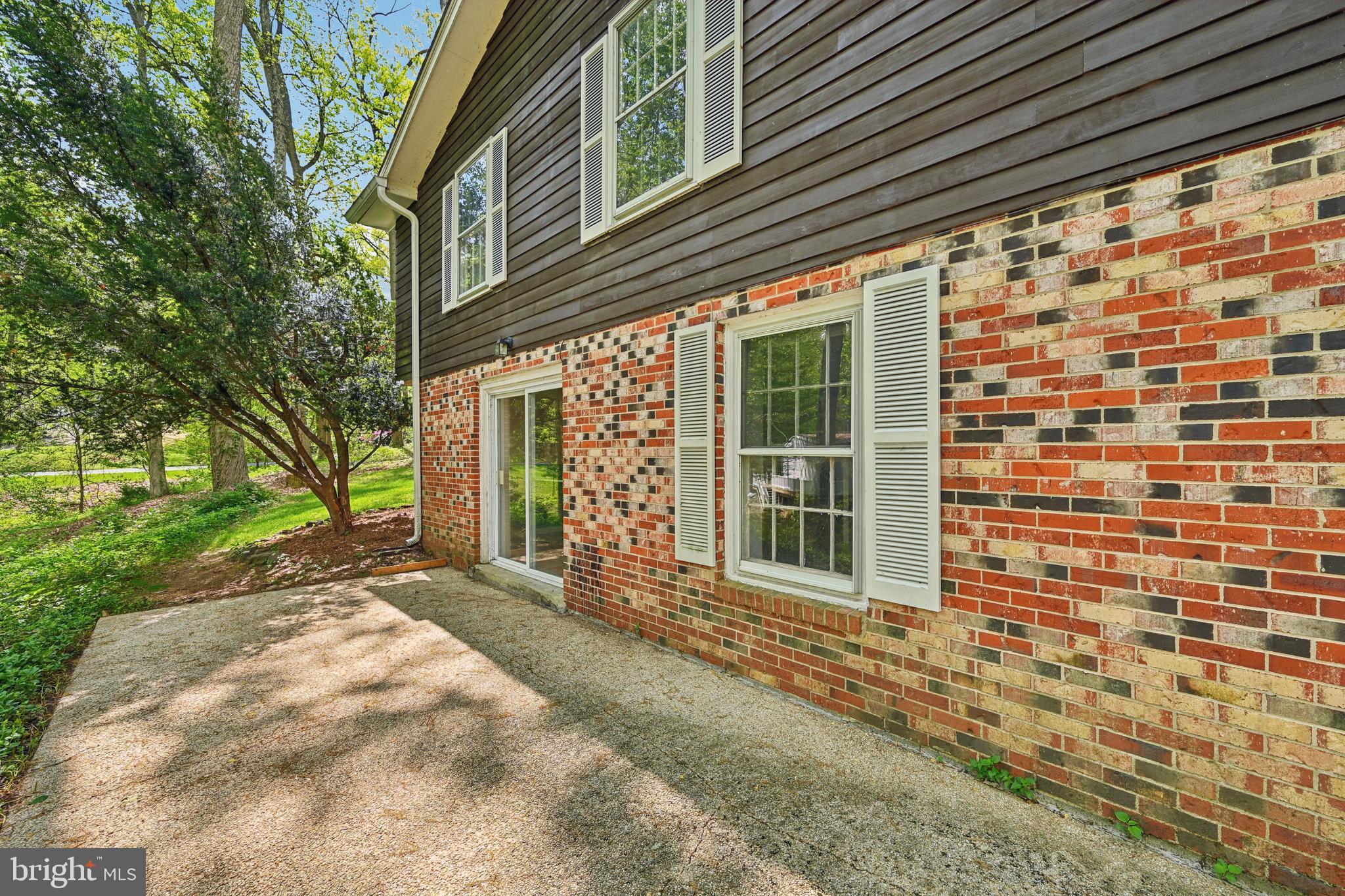 LINGANORE VIEW - Residential