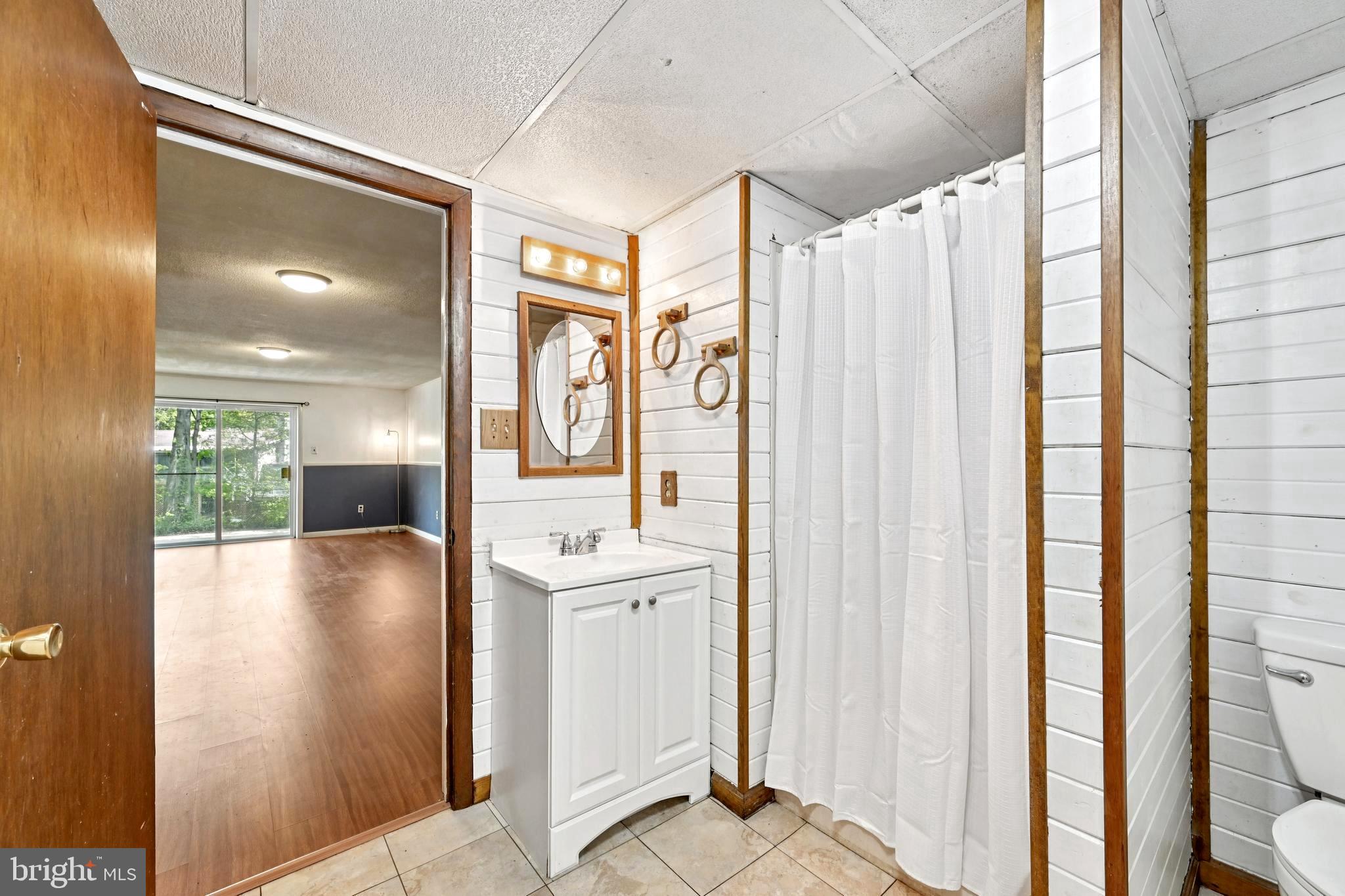 LINGANORE VIEW - Residential