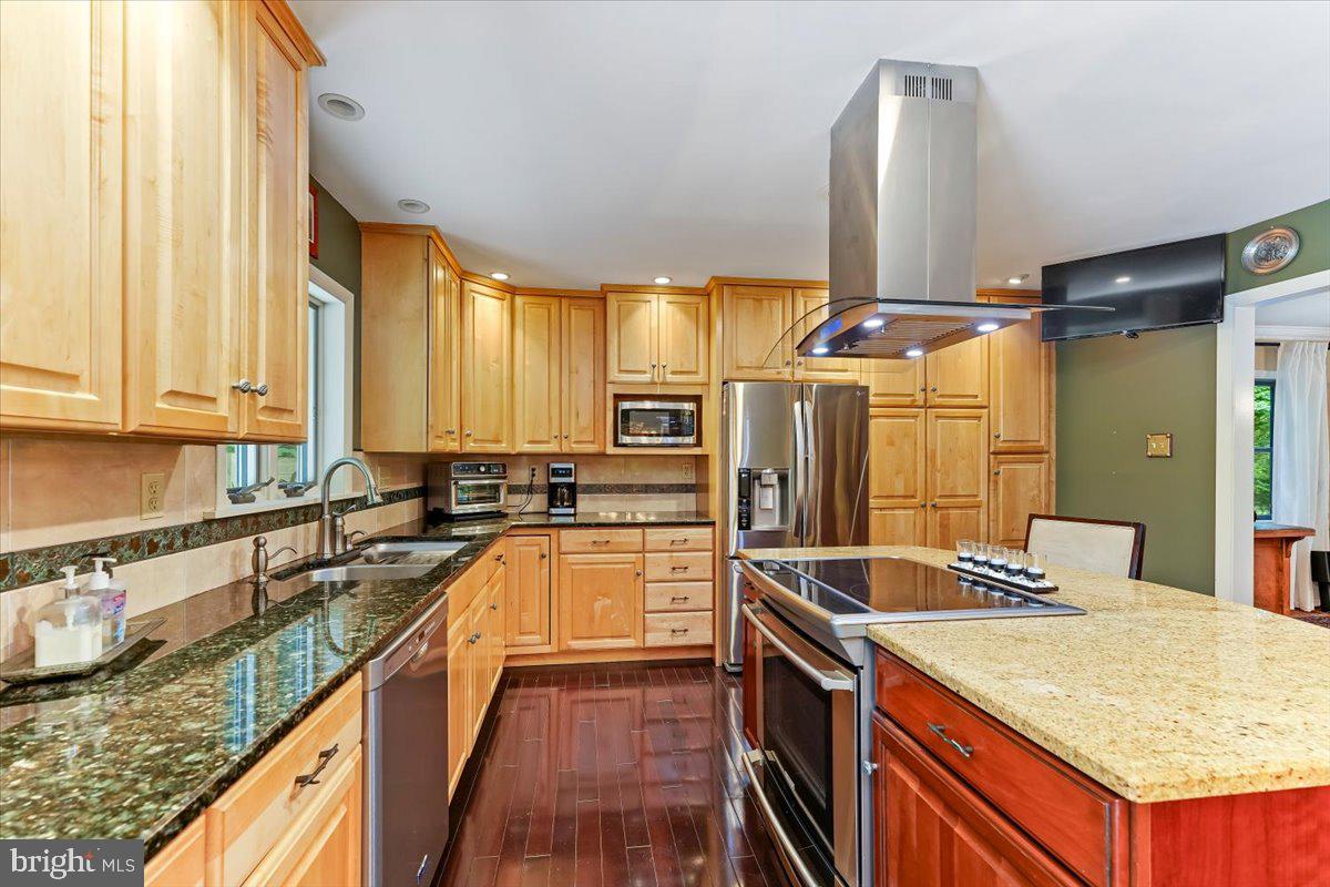 BRANDYWINE SUMMIT - Residential