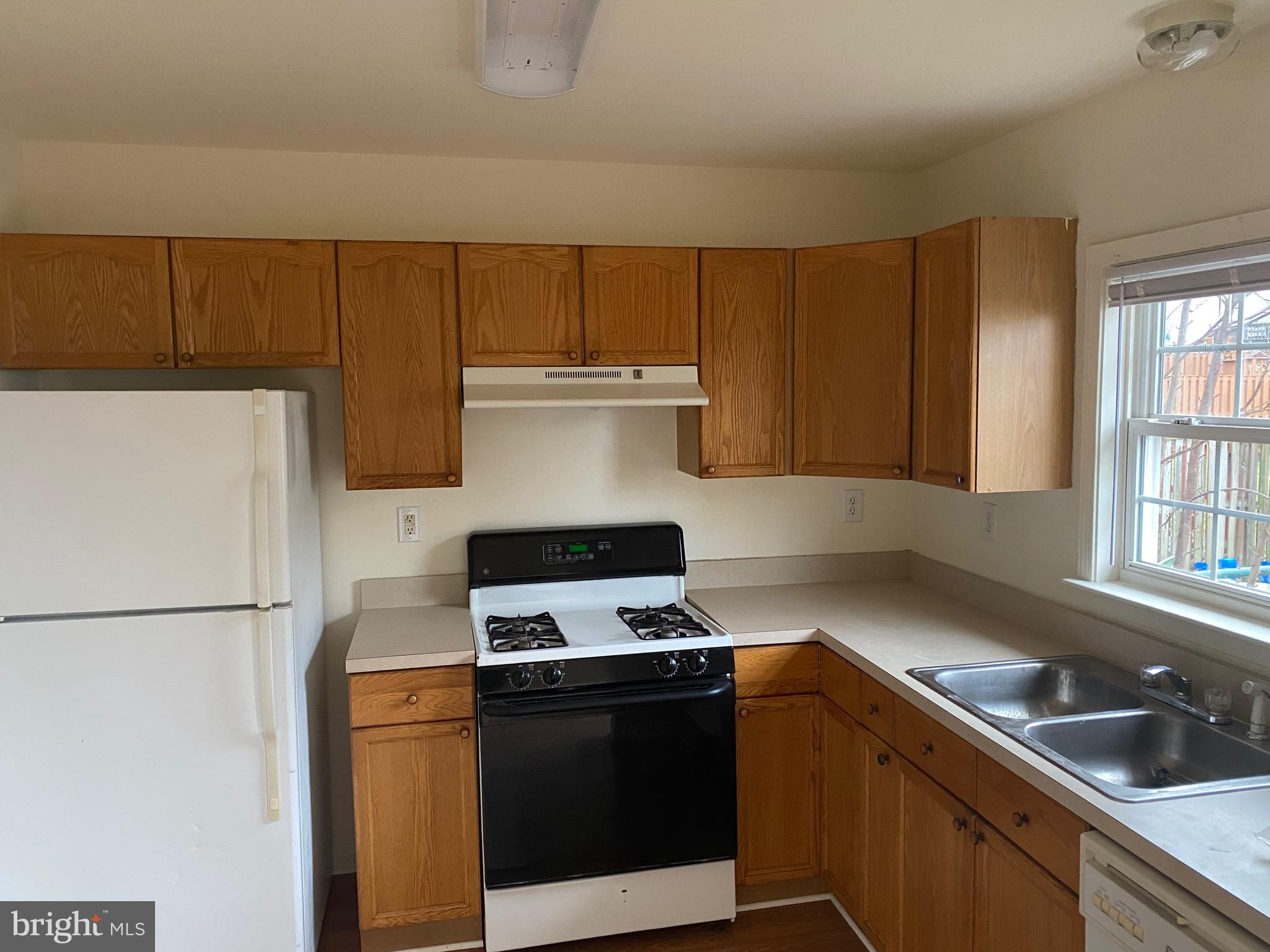 STONEBRIDGE - Residential Lease