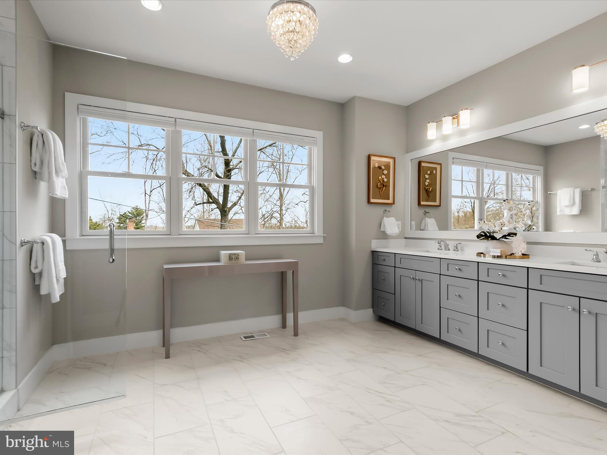 OAKWOOD KNOLLS - Residential