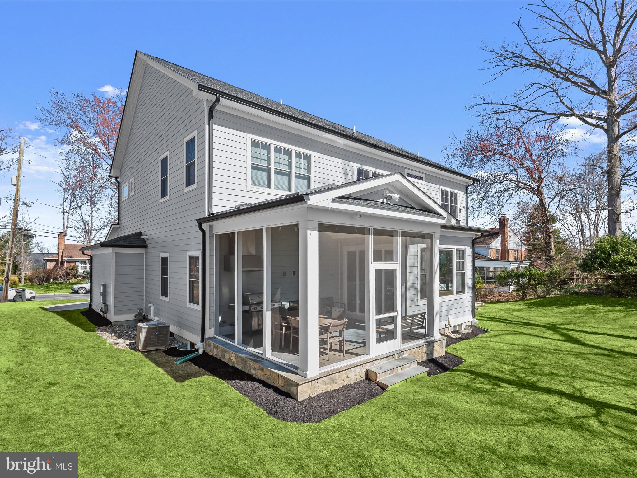 OAKWOOD KNOLLS - Residential