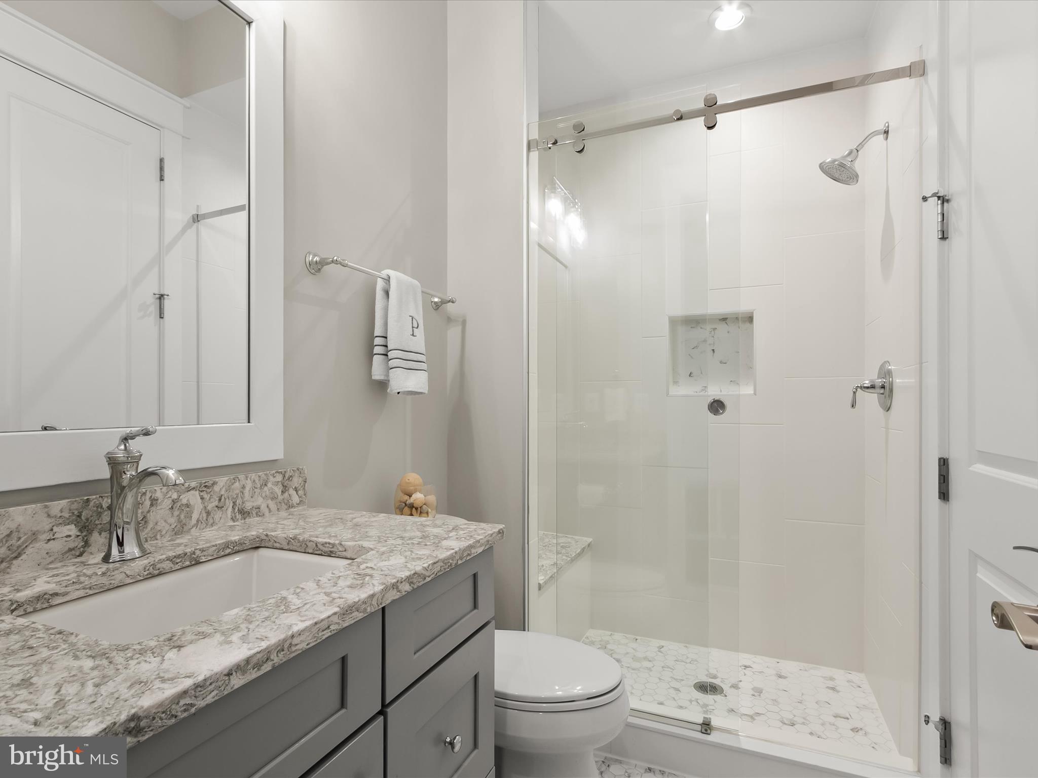 OAKWOOD KNOLLS - Residential