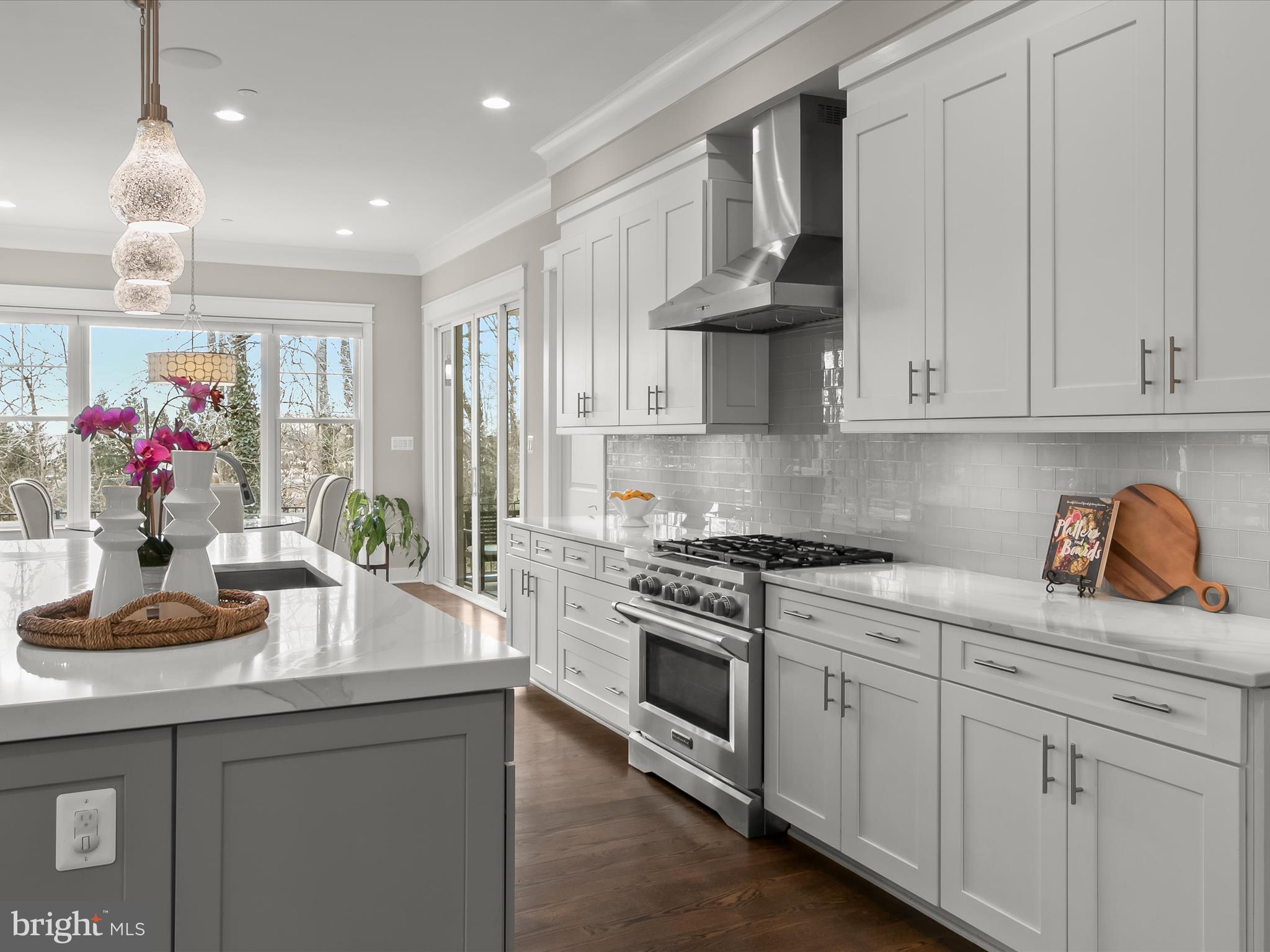 OAKWOOD KNOLLS - Residential