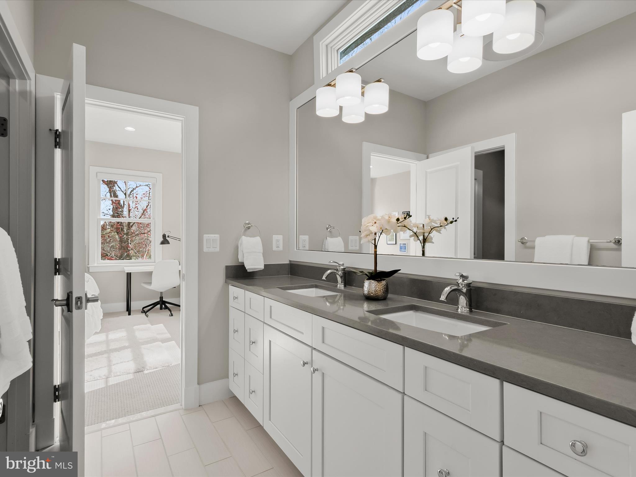 OAKWOOD KNOLLS - Residential